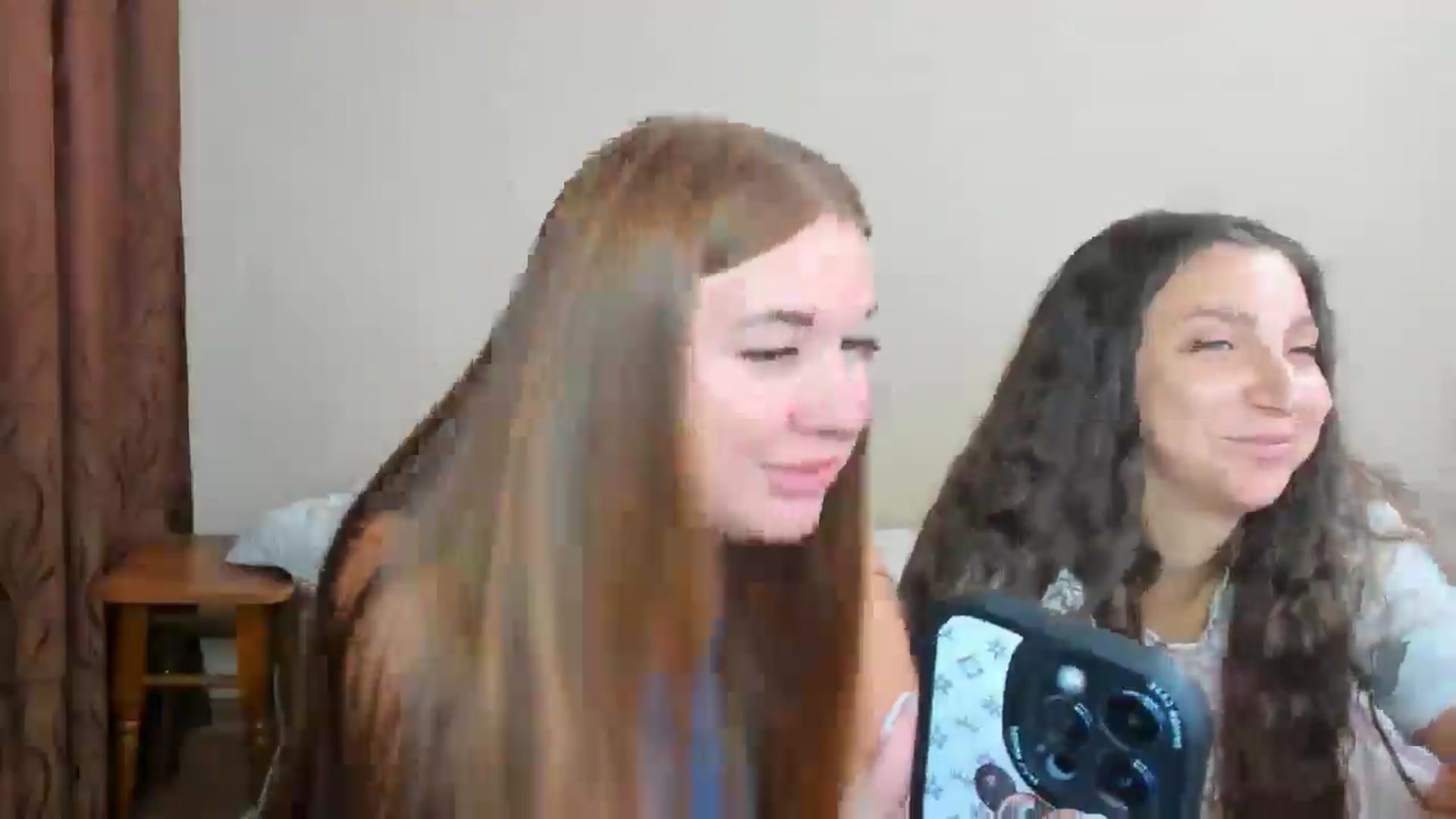 Gallery image thumbnail from IFlowersGirl's myfreecams stream on, 08/20/2024, 07:21 image 7 of 20