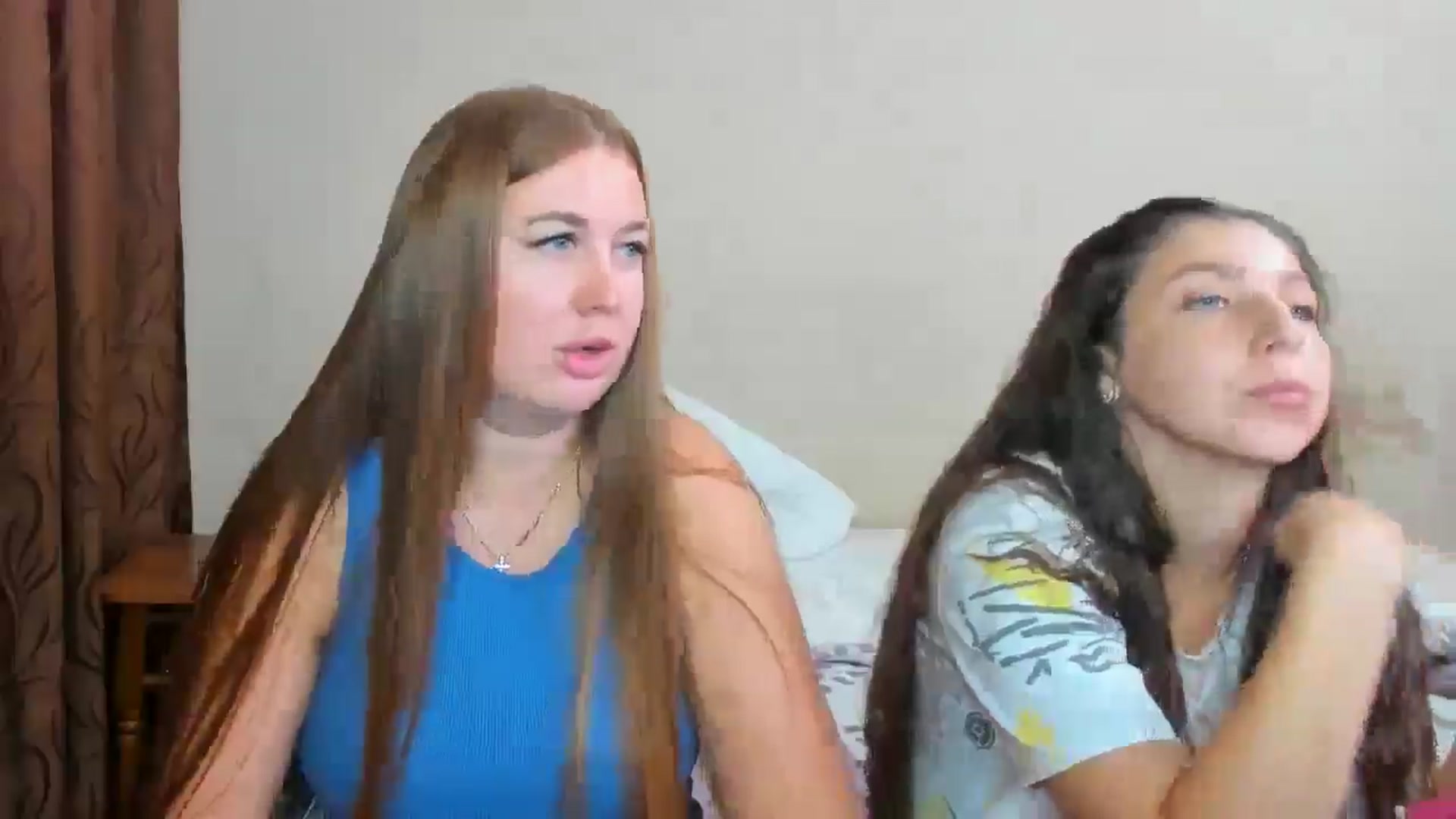 Gallery image thumbnail from IFlowersGirl's myfreecams stream on, 08/20/2024, 07:21 image 6 of 20