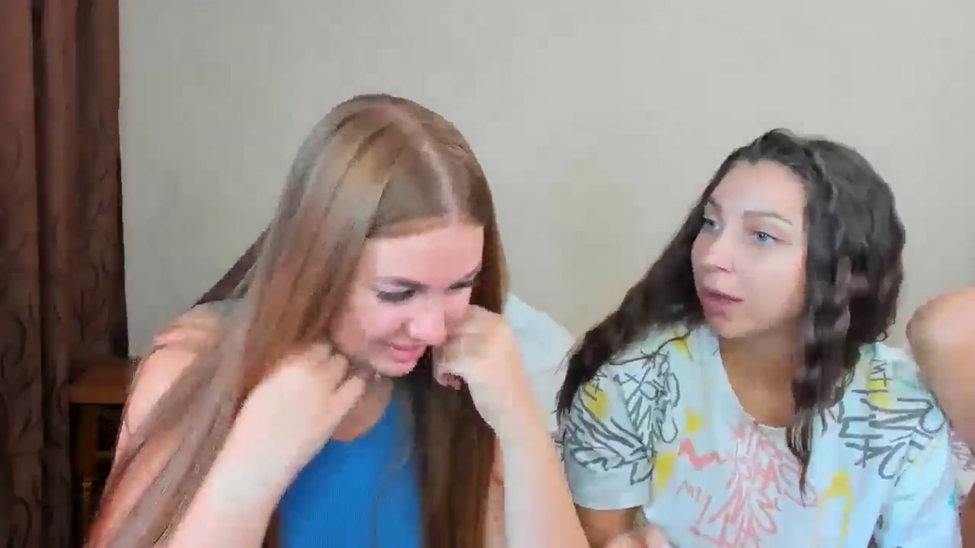 Gallery image thumbnail from IFlowersGirl's myfreecams stream on, 08/20/2024, 07:21 image 13 of 20