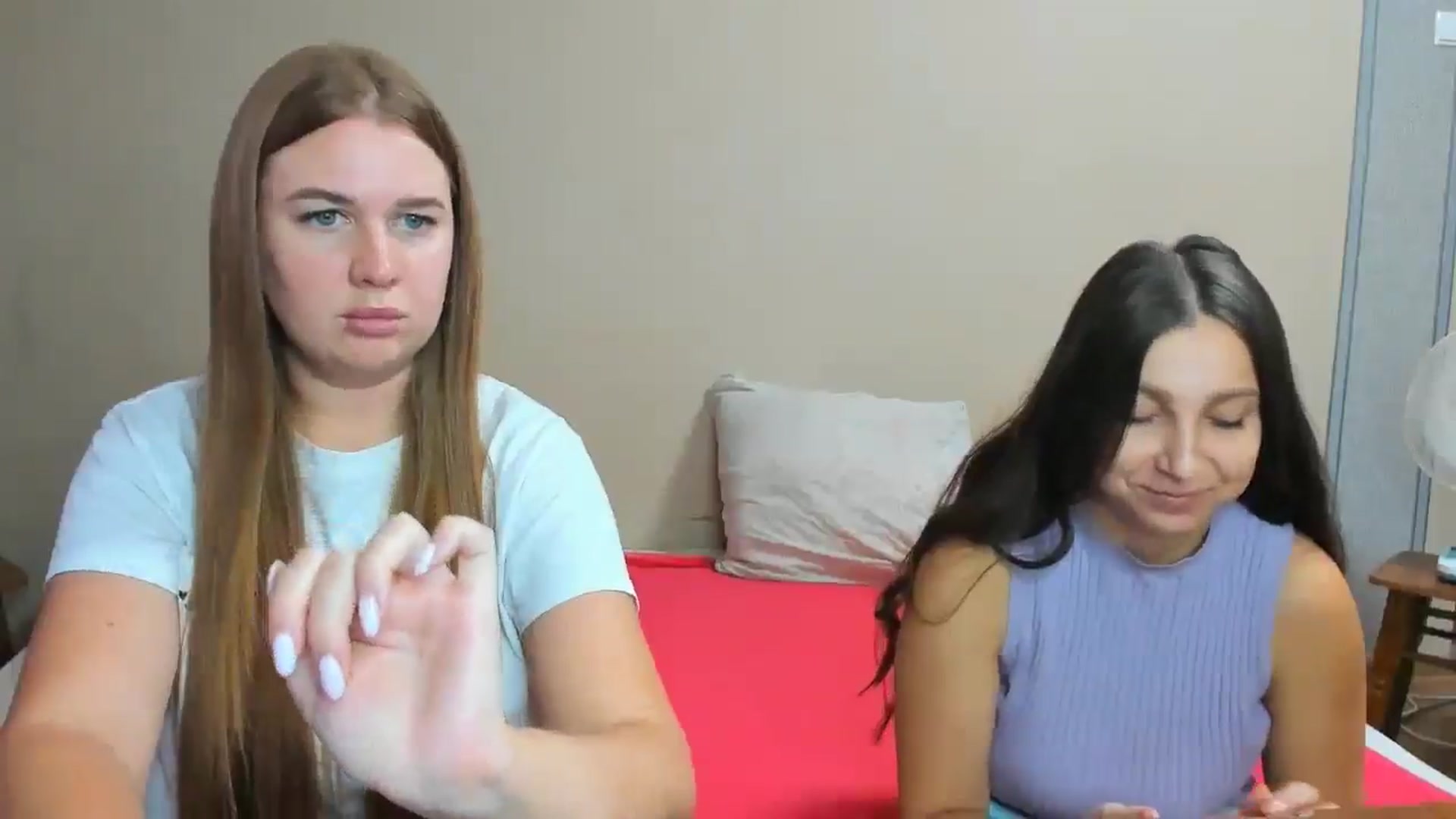 Gallery image thumbnail from IFlowersGirl's myfreecams stream on, 08/31/2024, 09:59 image 8 of 20