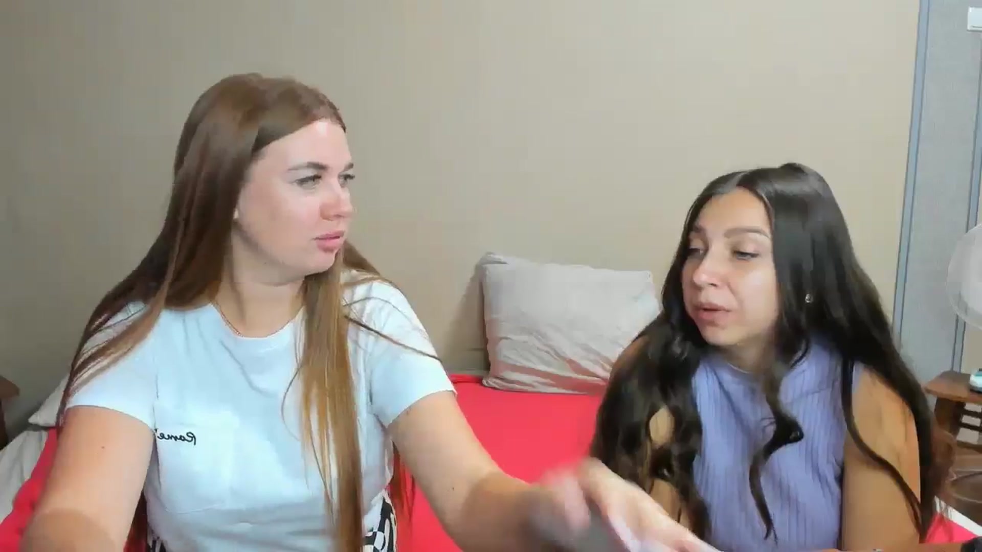 Gallery image thumbnail from IFlowersGirl's myfreecams stream on, 08/31/2024, 09:59 image 19 of 20