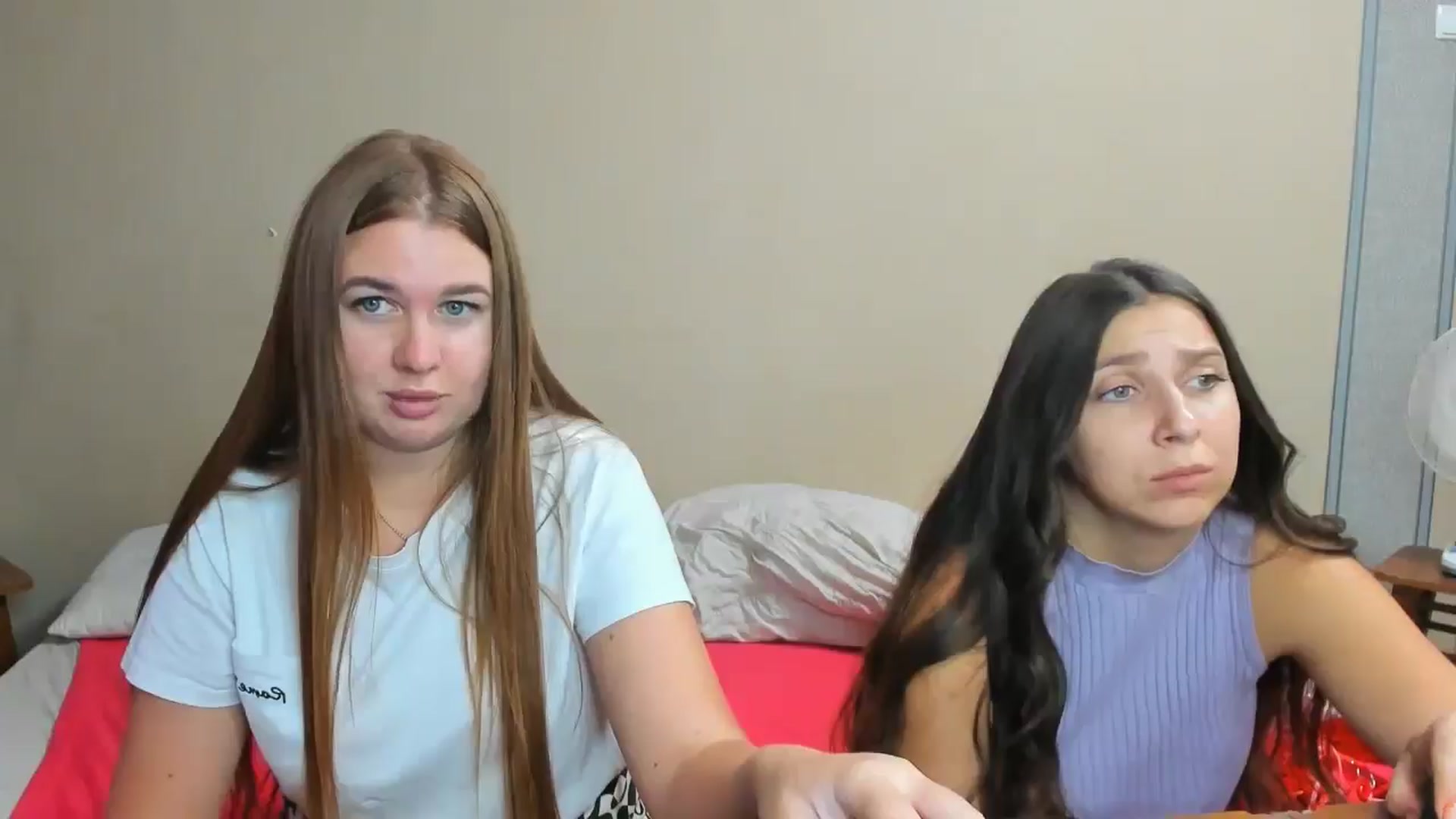 Gallery image thumbnail from IFlowersGirl's myfreecams stream on, 08/31/2024, 10:22 image 10 of 20
