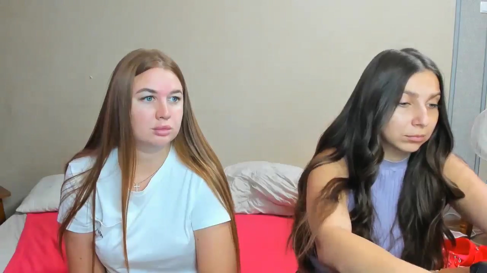 Gallery image thumbnail from IFlowersGirl's myfreecams stream on, 08/31/2024, 10:22 image 16 of 20