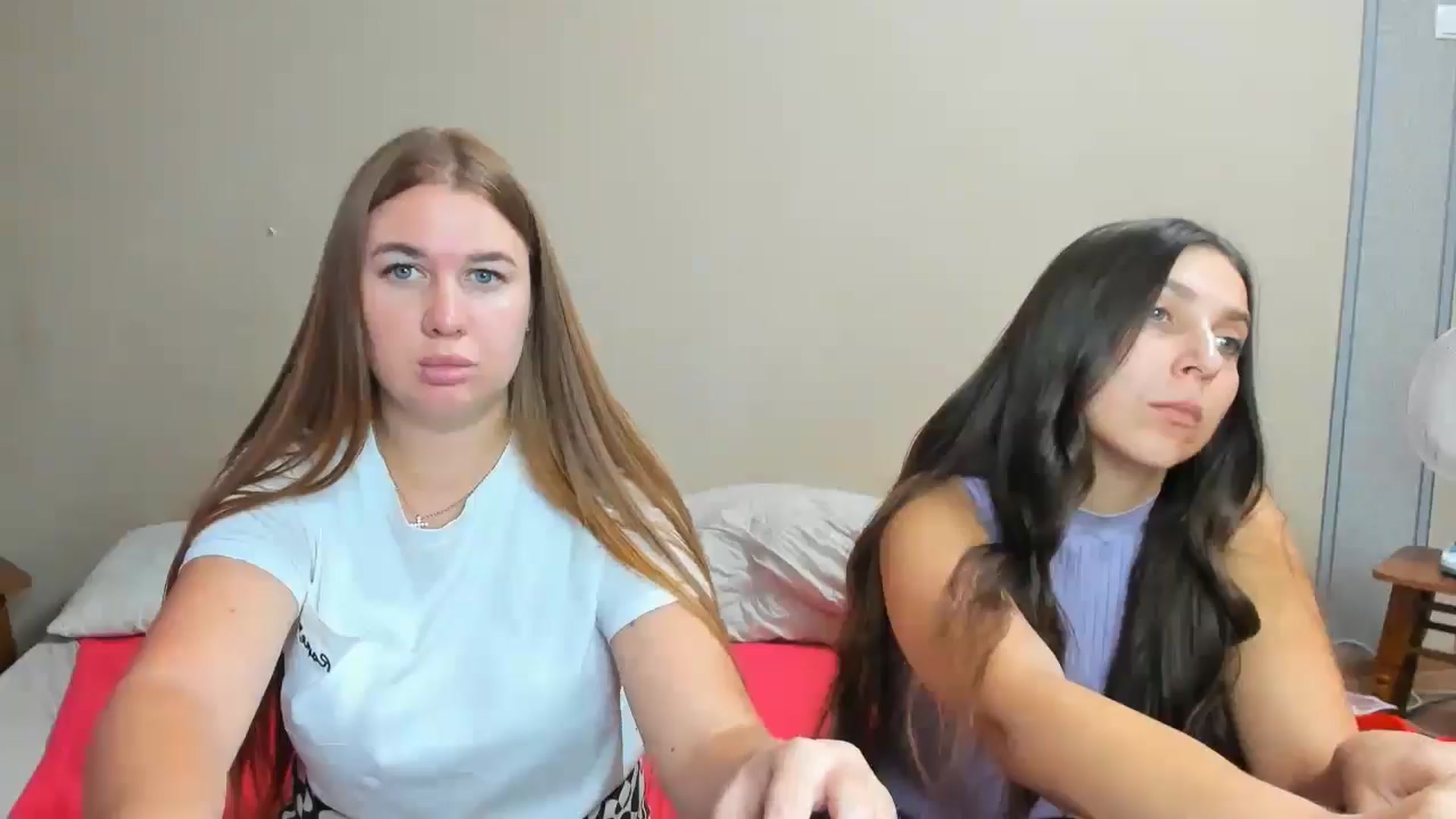 Gallery image thumbnail from IFlowersGirl's myfreecams stream on, 08/31/2024, 10:22 image 18 of 20