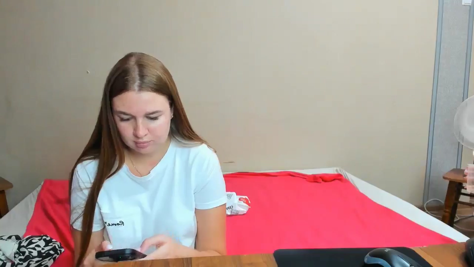 Gallery image thumbnail from IFlowersGirl's myfreecams stream on, 08/31/2024, 12:40 image 7 of 20