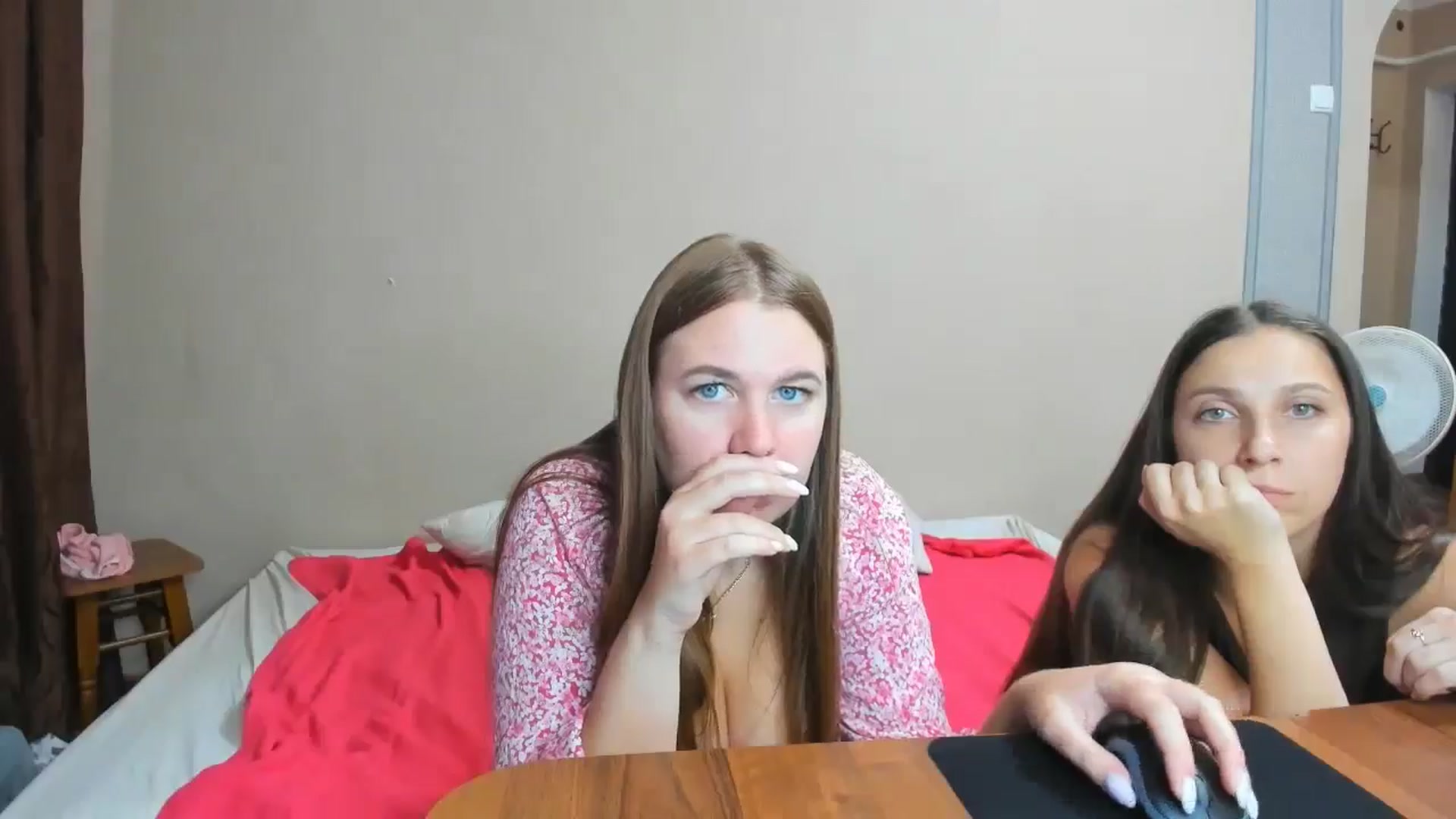 Gallery image thumbnail from IFlowersGirl's myfreecams stream on, 09/01/2024, 11:59 image 7 of 20