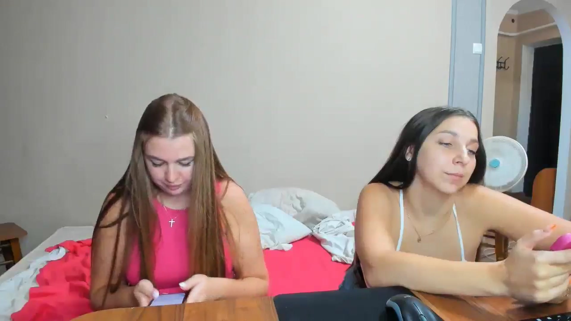 Gallery image thumbnail from IFlowersGirl's myfreecams stream on, 09/03/2024, 09:11 image 20 of 20