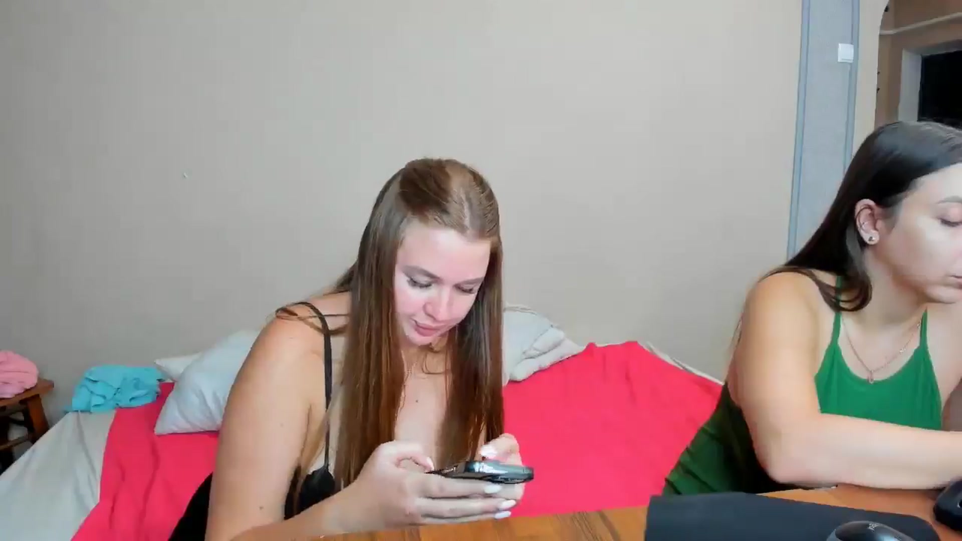 Gallery image thumbnail from IFlowersGirl's myfreecams stream on, 09/15/2024, 11:50 image 18 of 20