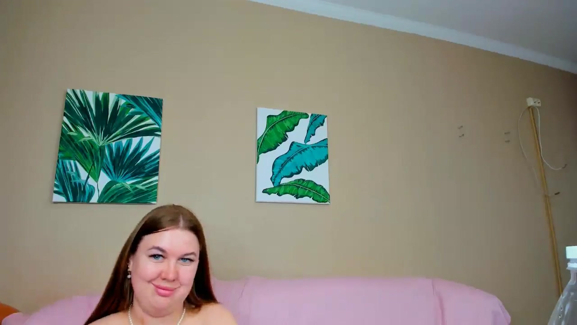 Gallery image thumbnail from IFlowersGirl's myfreecams stream on, 05/17/2025, 12:41 image 5 of 20