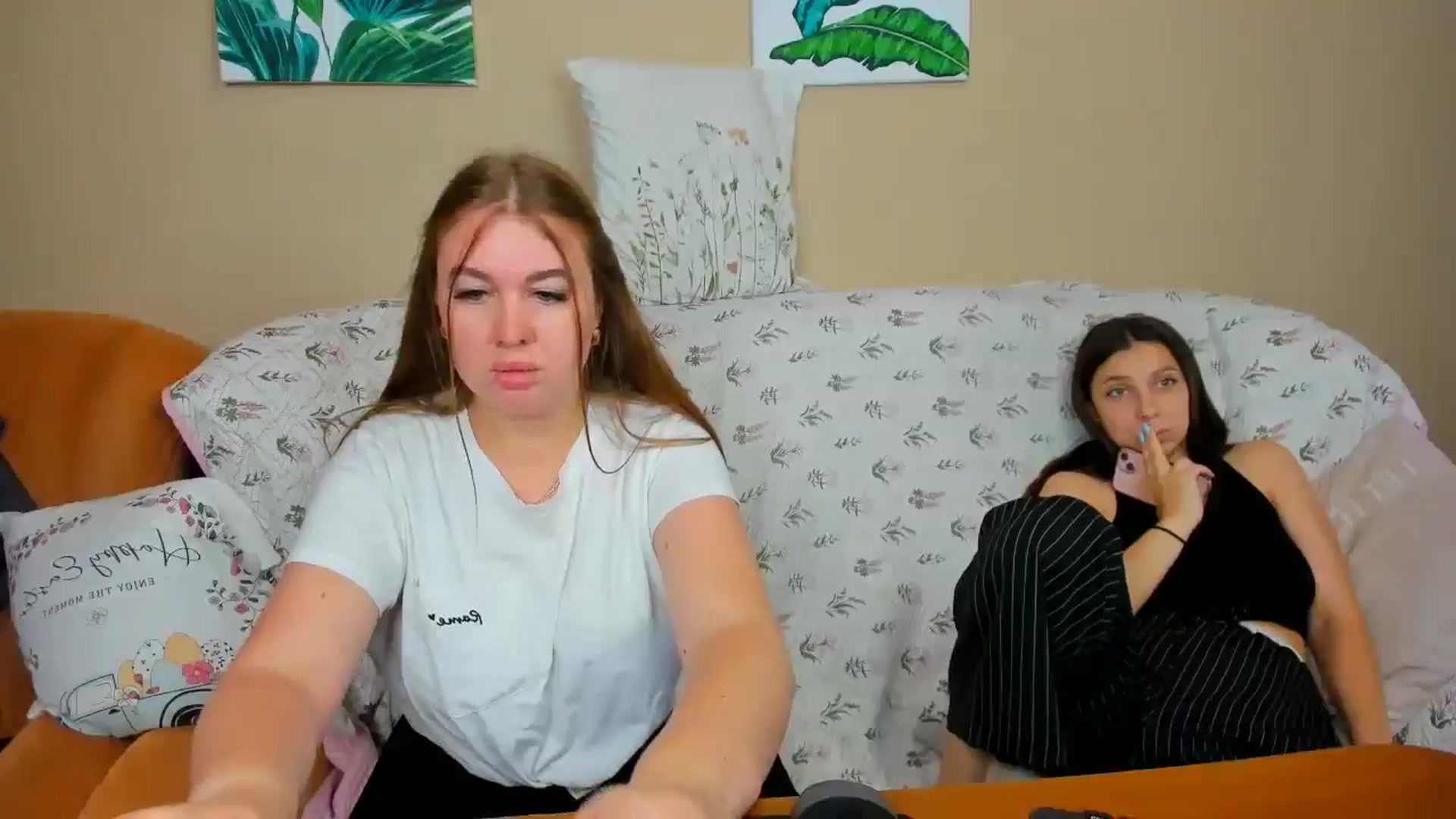 Gallery image thumbnail from IFlowersGirl's myfreecams stream on, 06/08/2025, 10:18 image 10 of 20