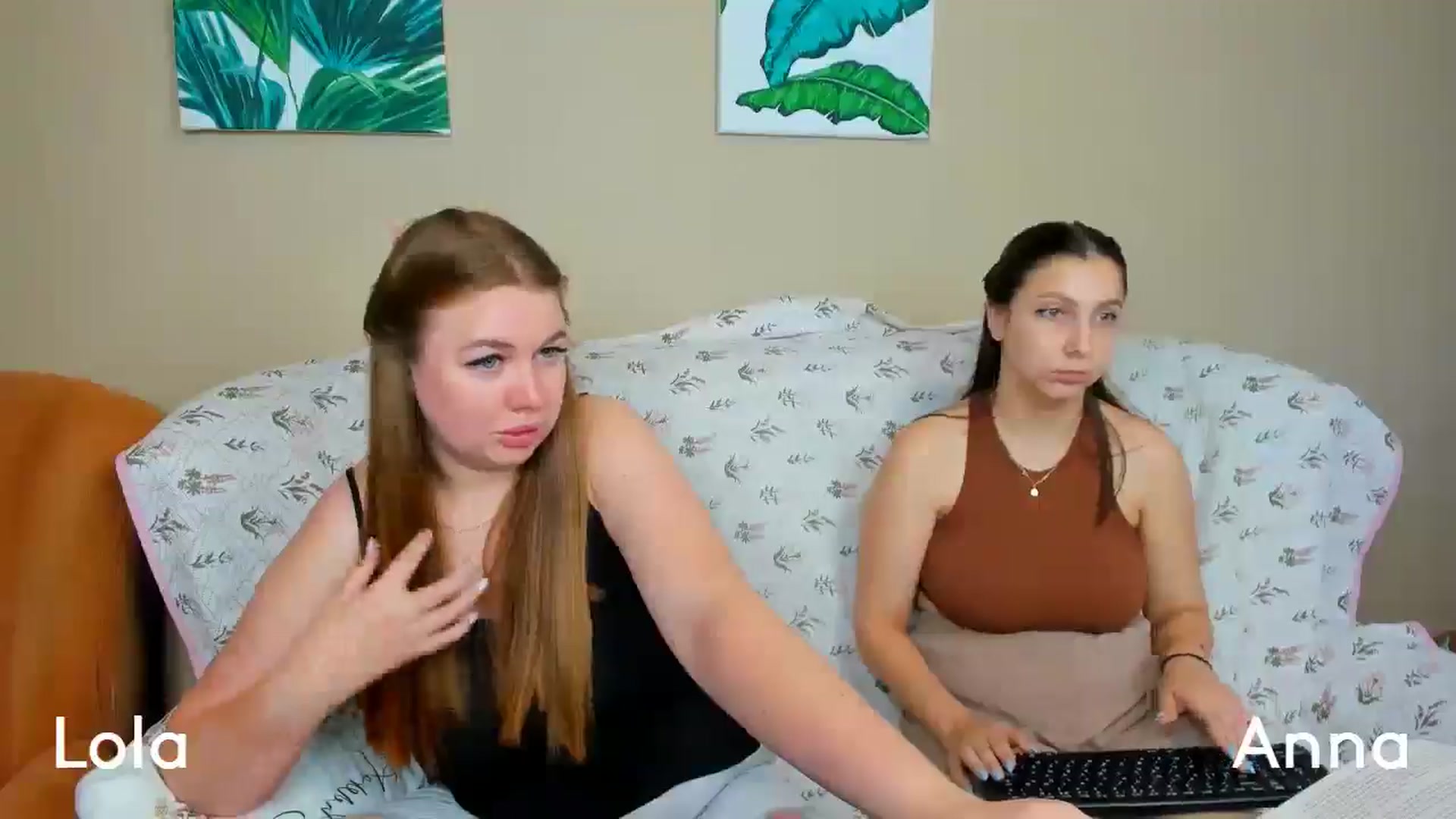Gallery image thumbnail from IFlowersGirl's myfreecams stream on, 06/09/2025, 08:53 image 17 of 20