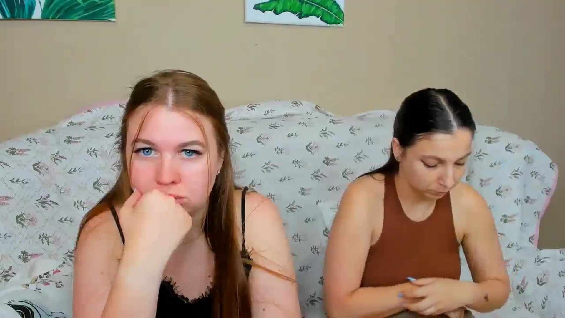 Gallery image thumbnail from IFlowersGirl's myfreecams stream on, 06/09/2025, 11:06 image 18 of 20