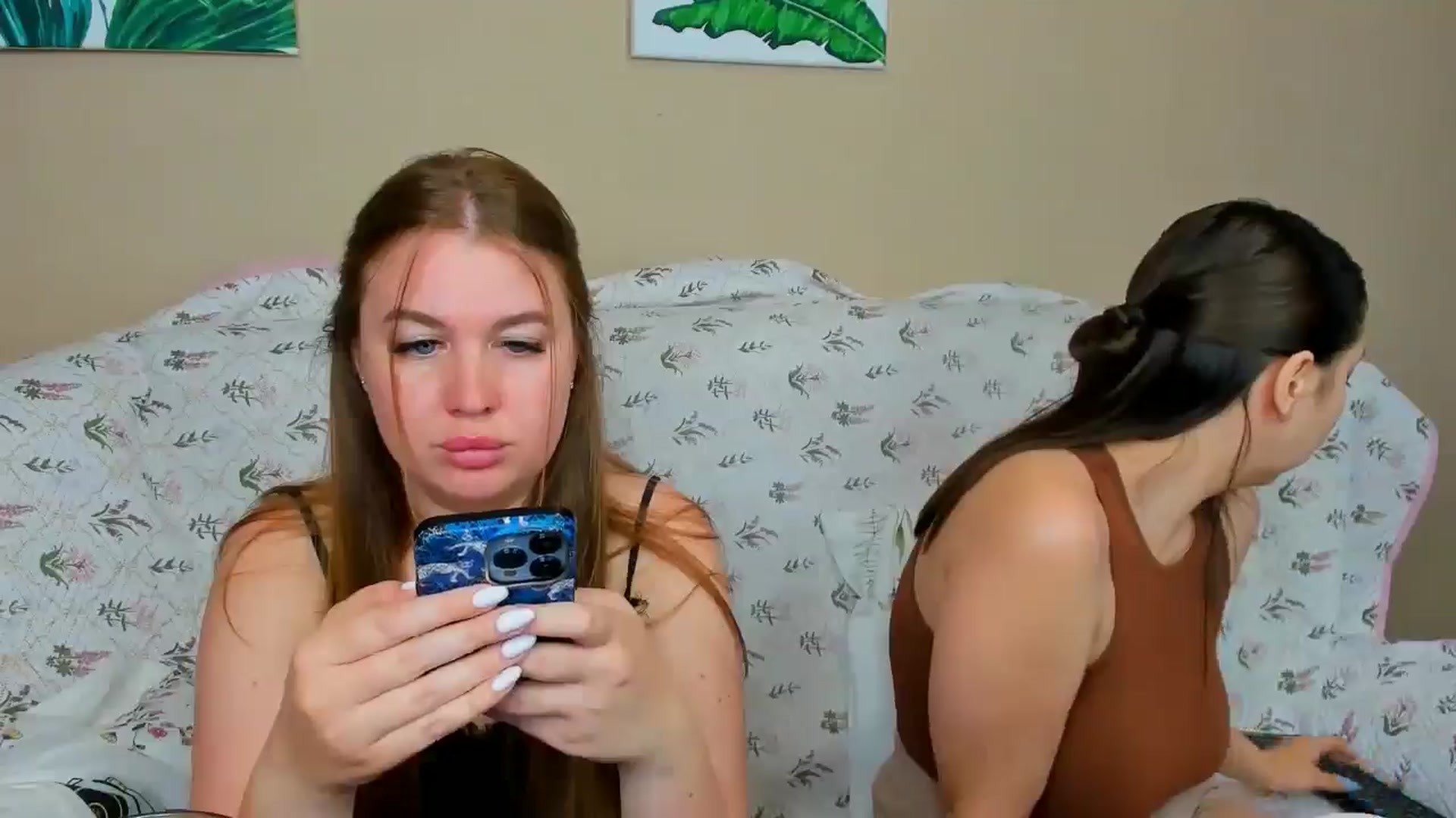 Gallery image thumbnail from IFlowersGirl's myfreecams stream on, 06/09/2025, 11:06 image 2 of 20