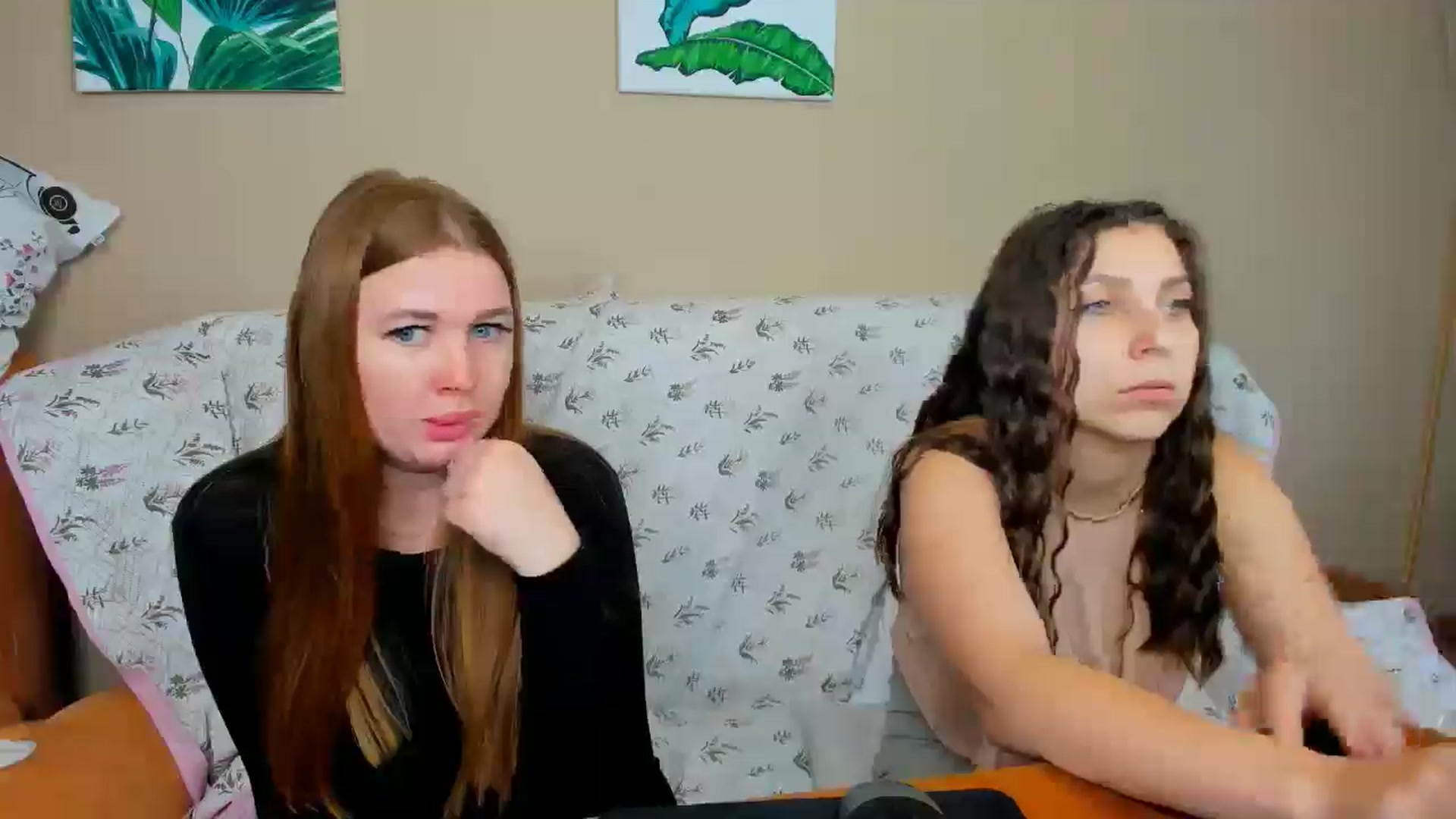 Gallery image thumbnail from IFlowersGirl's myfreecams stream on, 06/15/2025, 10:27 image 15 of 20