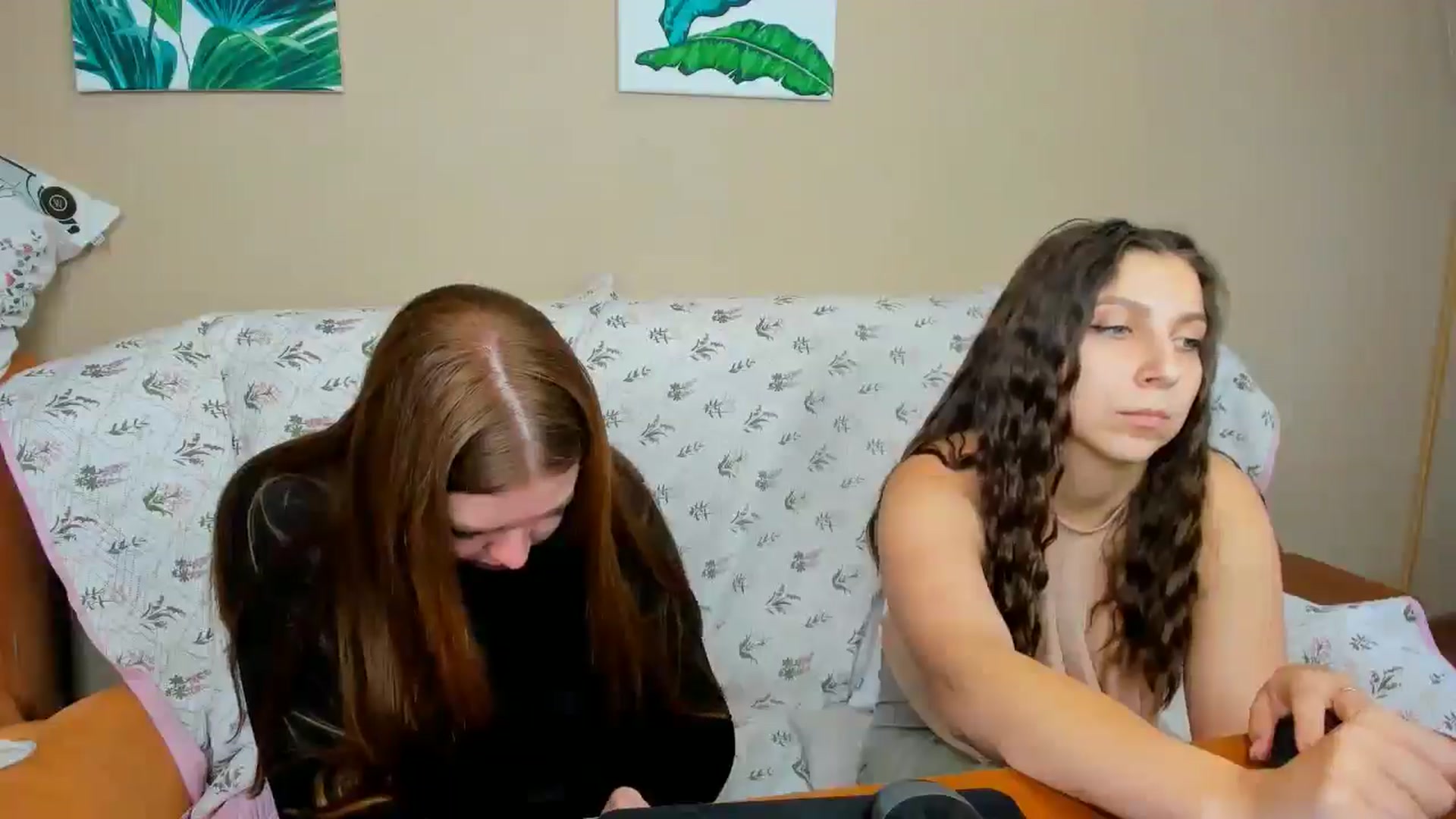 Gallery image thumbnail from IFlowersGirl's myfreecams stream on, 06/15/2025, 10:27 image 17 of 20