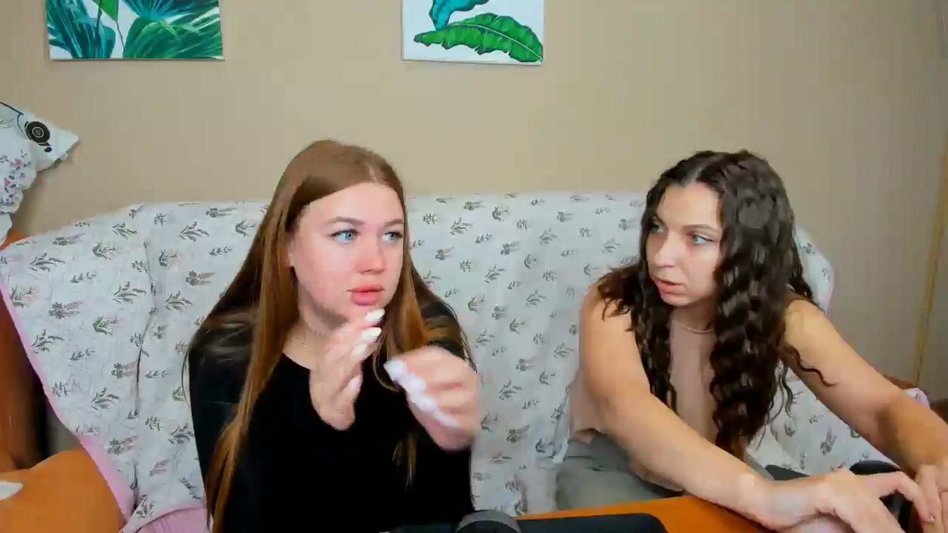 Gallery image thumbnail from IFlowersGirl's myfreecams stream on, 06/15/2025, 10:57 image 7 of 20