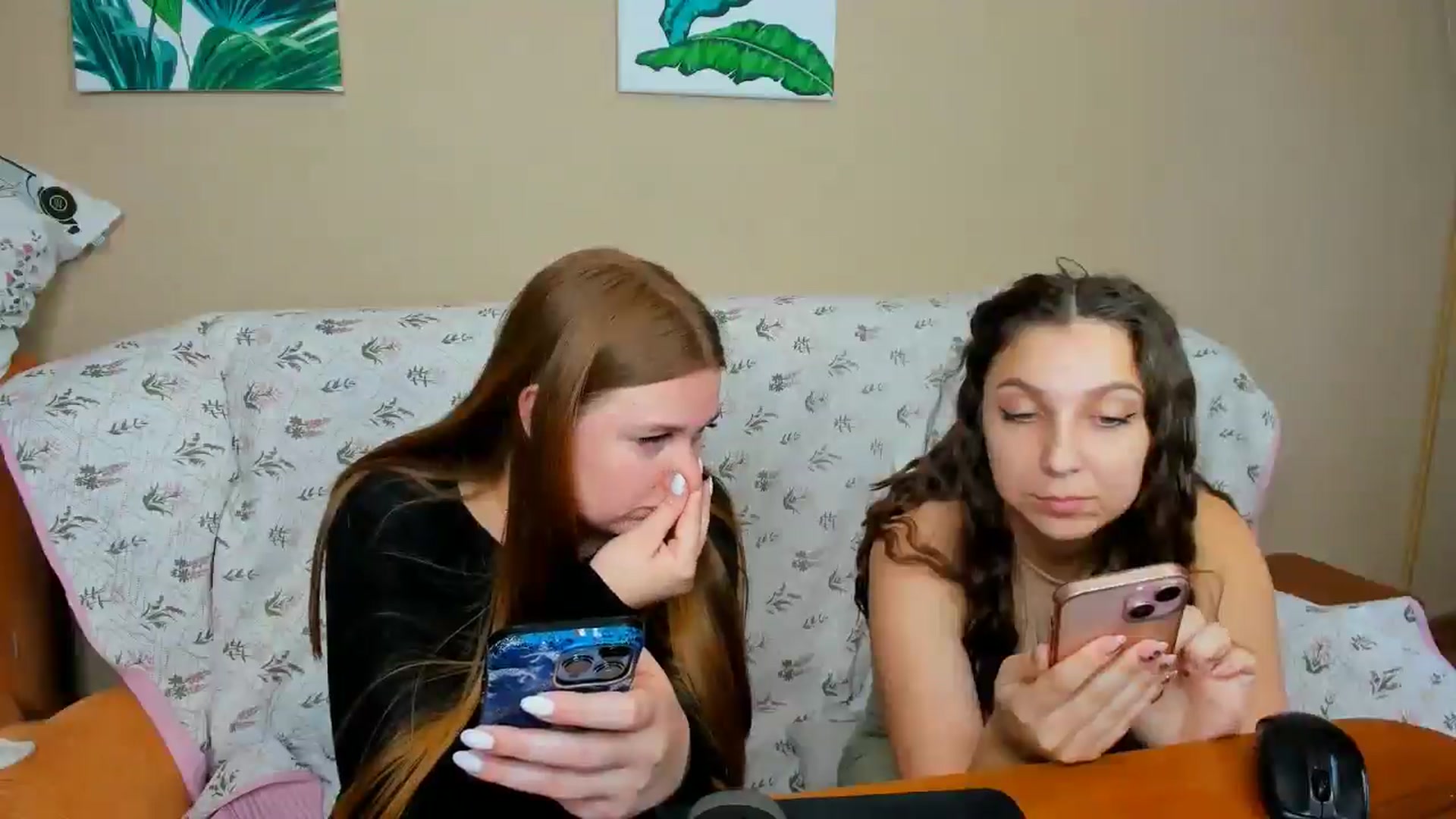 Gallery image thumbnail from IFlowersGirl's myfreecams stream on, 06/15/2025, 10:57 image 3 of 20