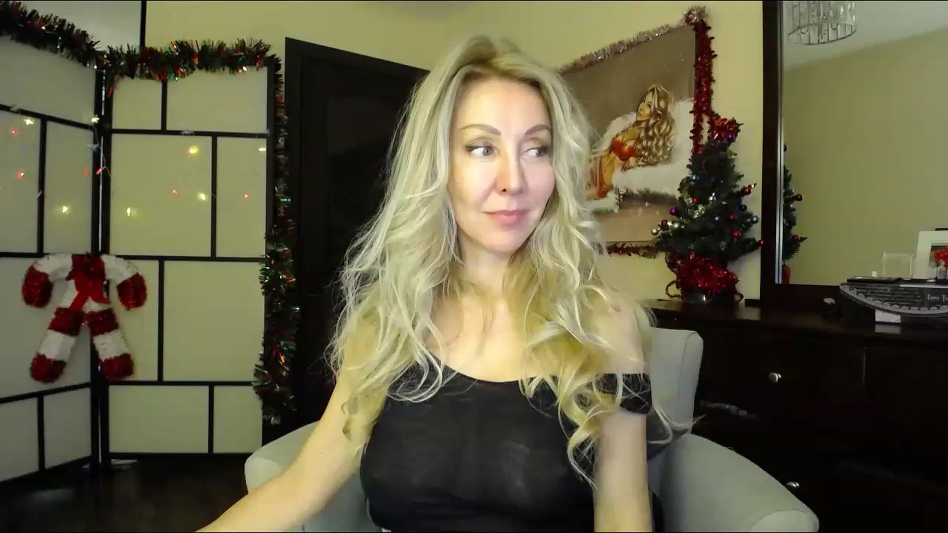Gallery image thumbnail from IMissBehaving's myfreecams stream on, 12/08/2022, 01:33 image 16 of 20