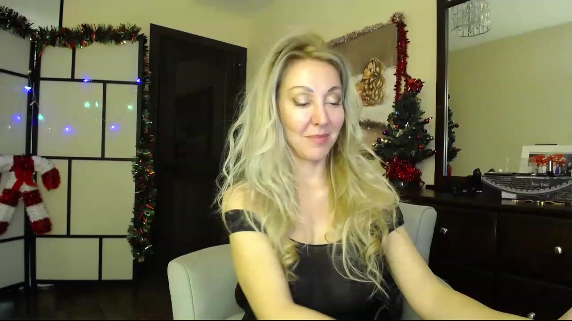 Gallery image thumbnail from IMissBehaving's myfreecams stream on, 12/09/2022, 01:08 image 19 of 20