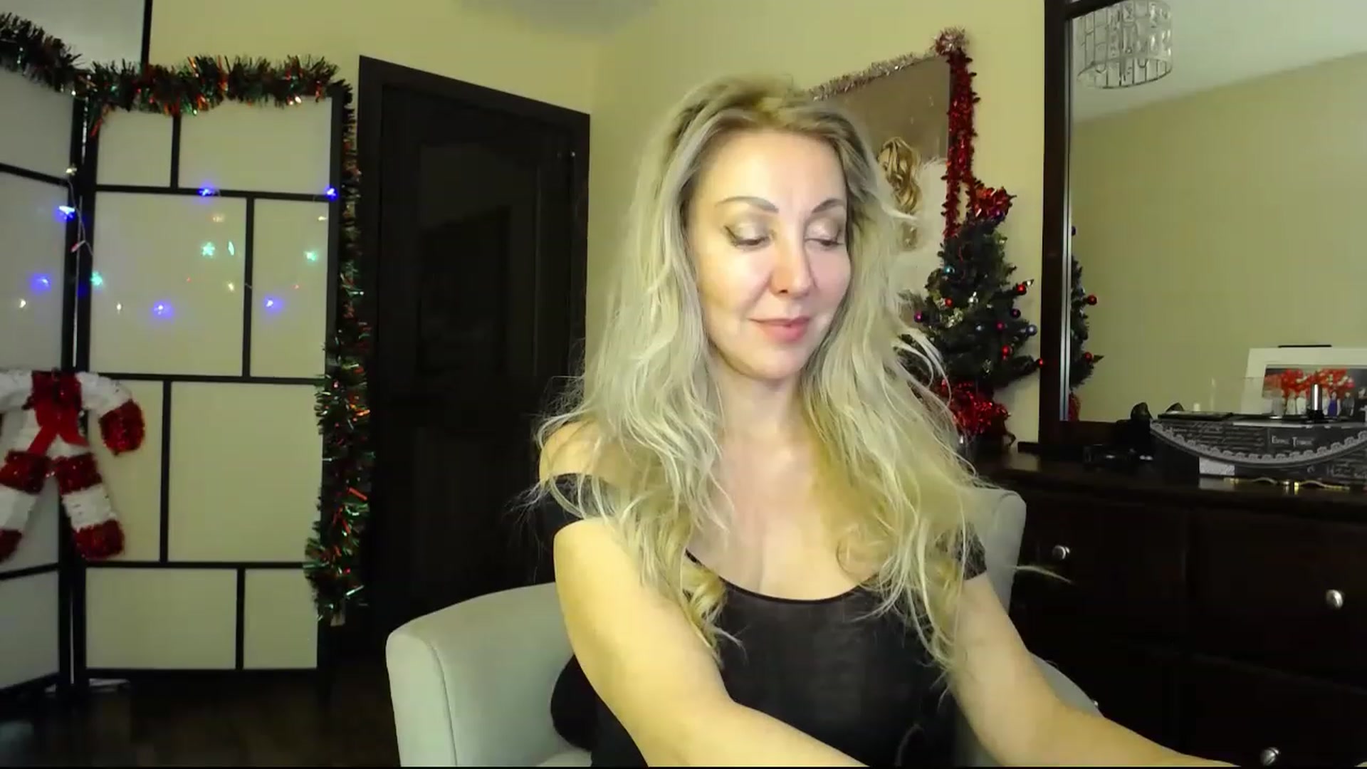 Gallery image thumbnail from IMissBehaving's myfreecams stream on, 12/09/2022, 01:08 image 6 of 20