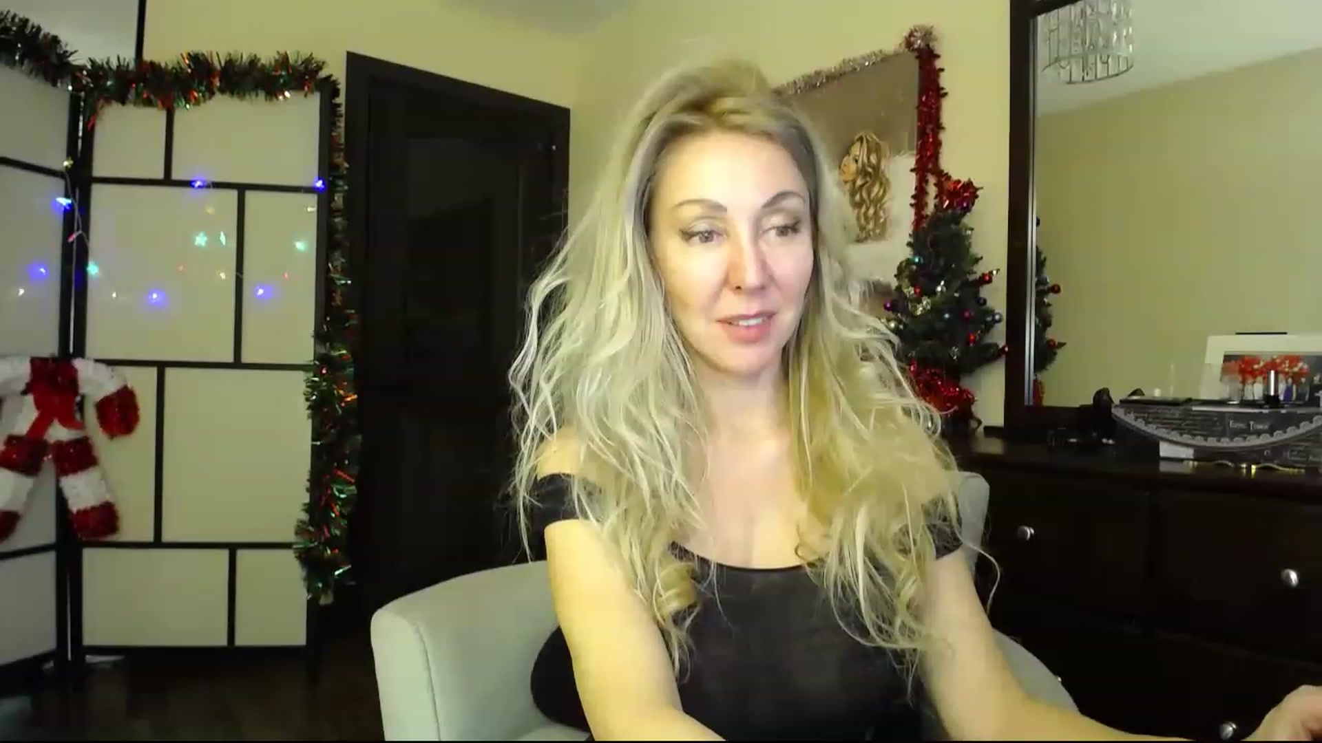 Gallery image thumbnail from IMissBehaving's myfreecams stream on, 12/09/2022, 01:08 image 14 of 20
