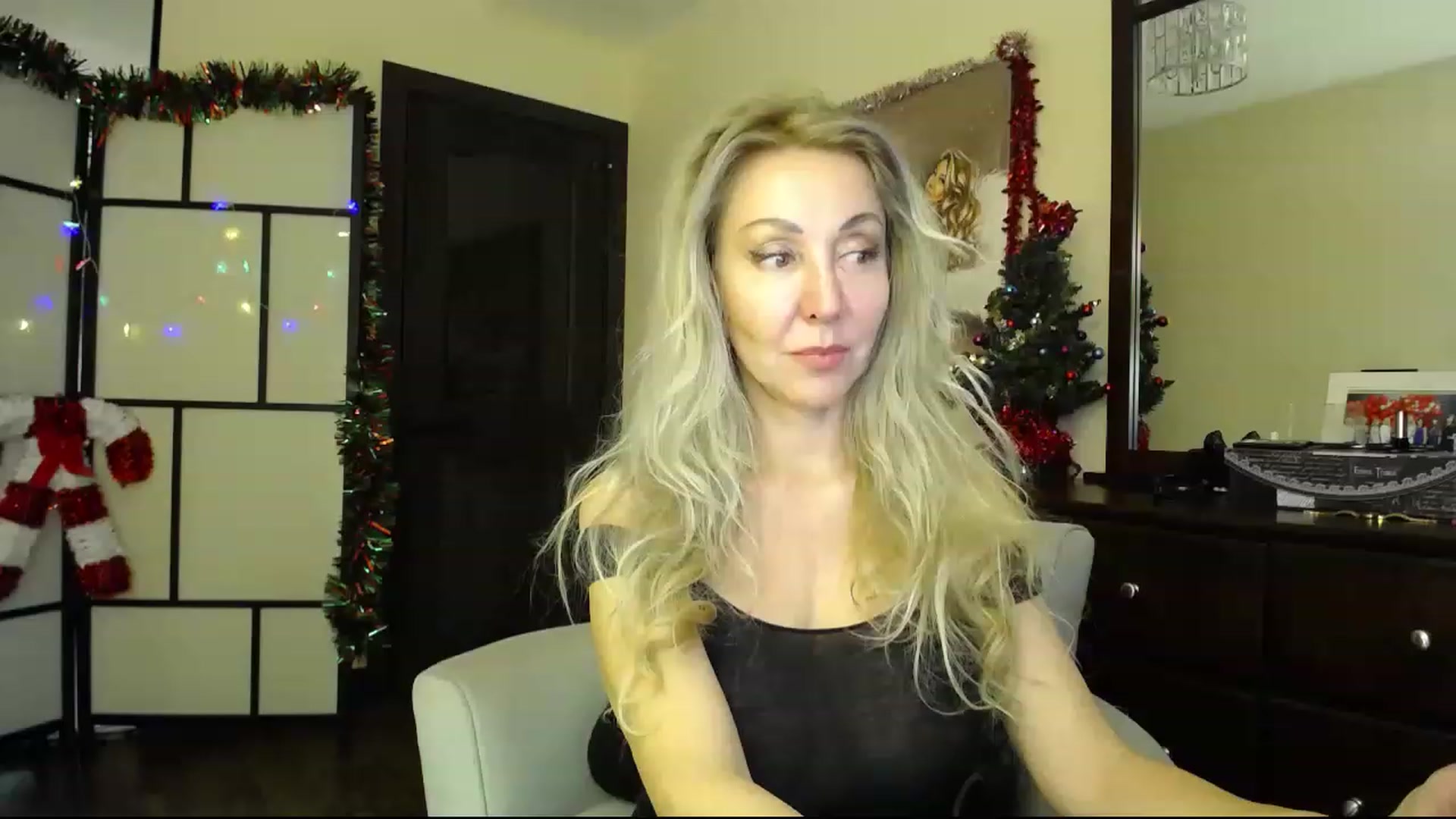 Gallery image thumbnail from IMissBehaving's myfreecams stream on, 12/09/2022, 01:08 image 12 of 20