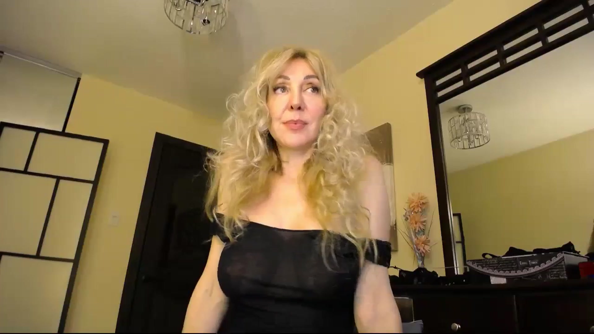 Gallery image thumbnail from IMissBehaving's myfreecams stream on, 03/18/2024, 23:59 image 9 of 20