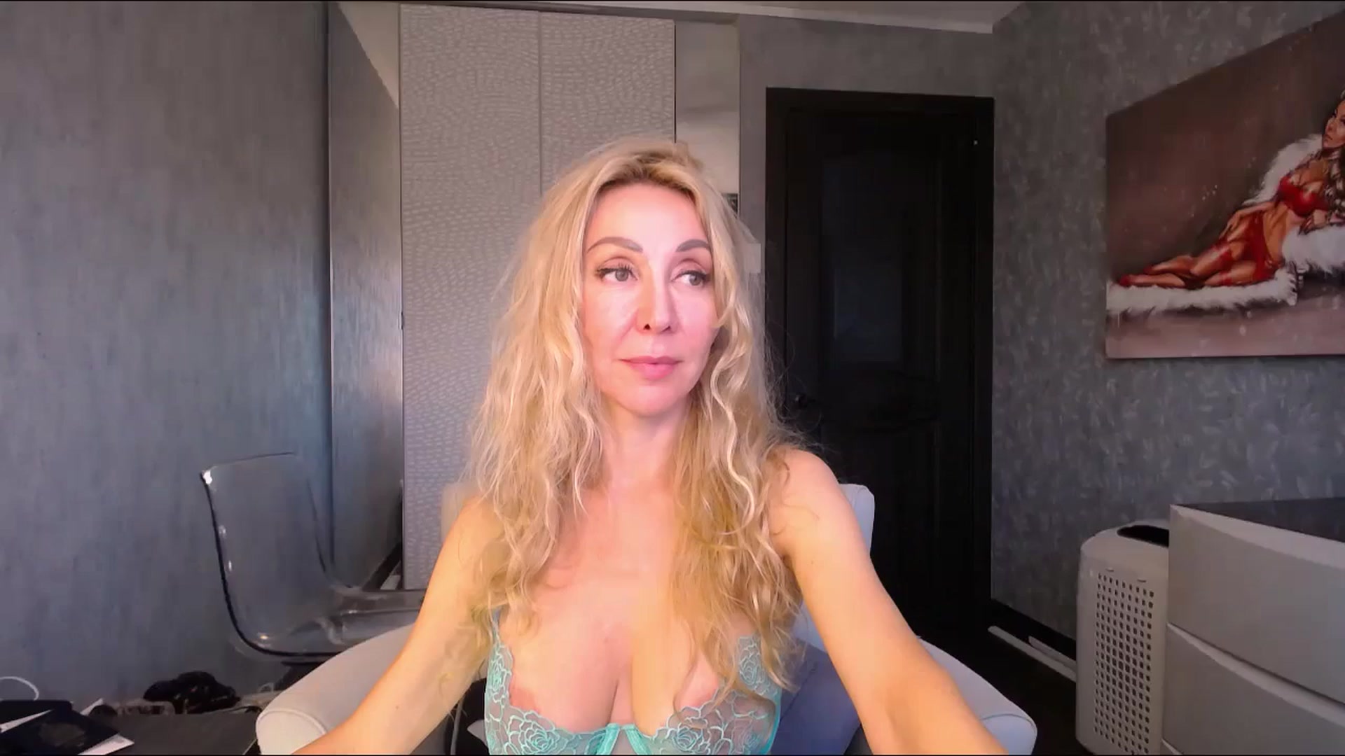 Gallery image thumbnail from IMissBehaving's myfreecams stream on, 08/29/2024, 23:45 image 16 of 20
