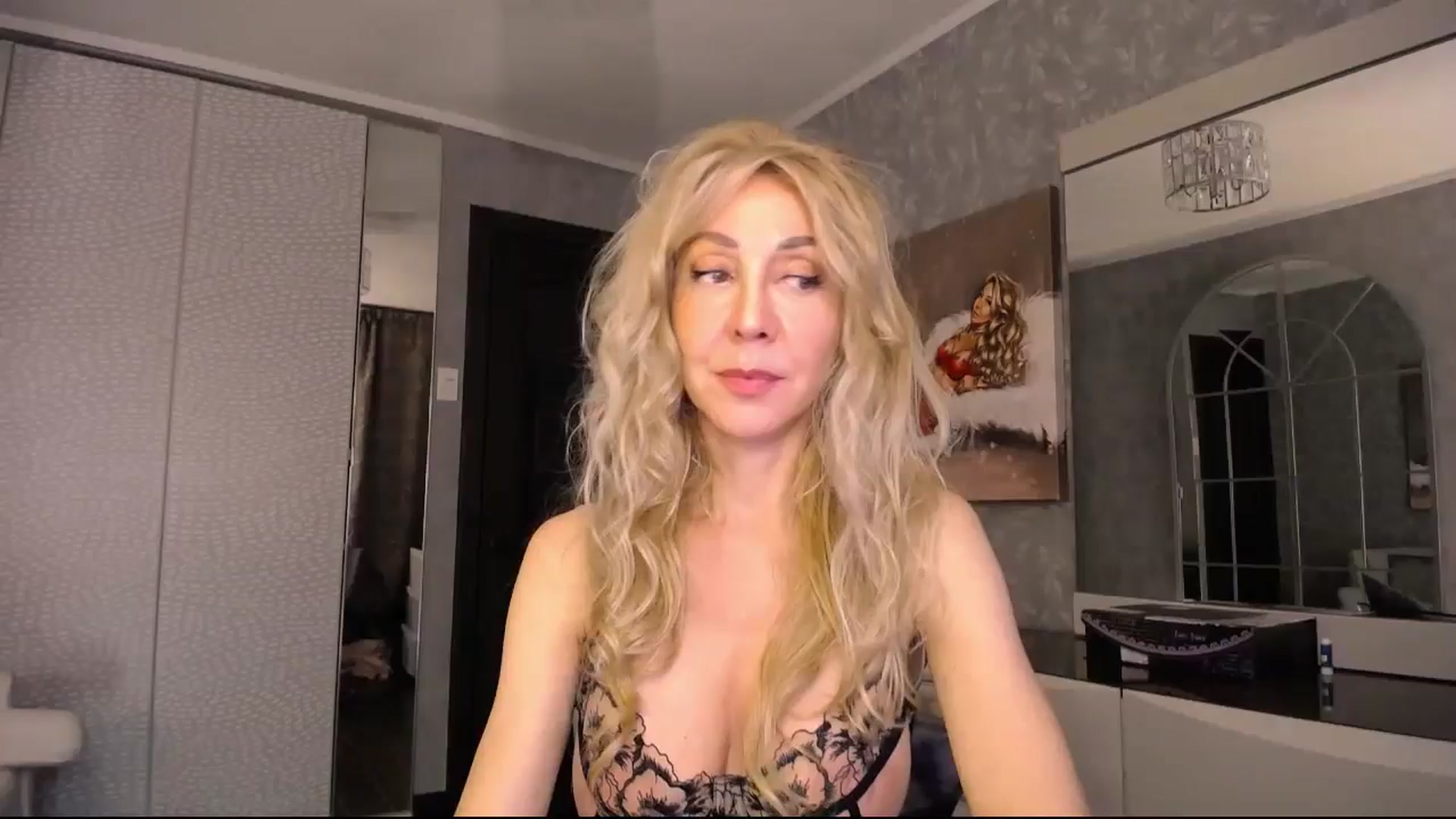 Gallery image thumbnail from IMissBehaving's myfreecams stream on, 09/13/2024, 23:46 image 6 of 20