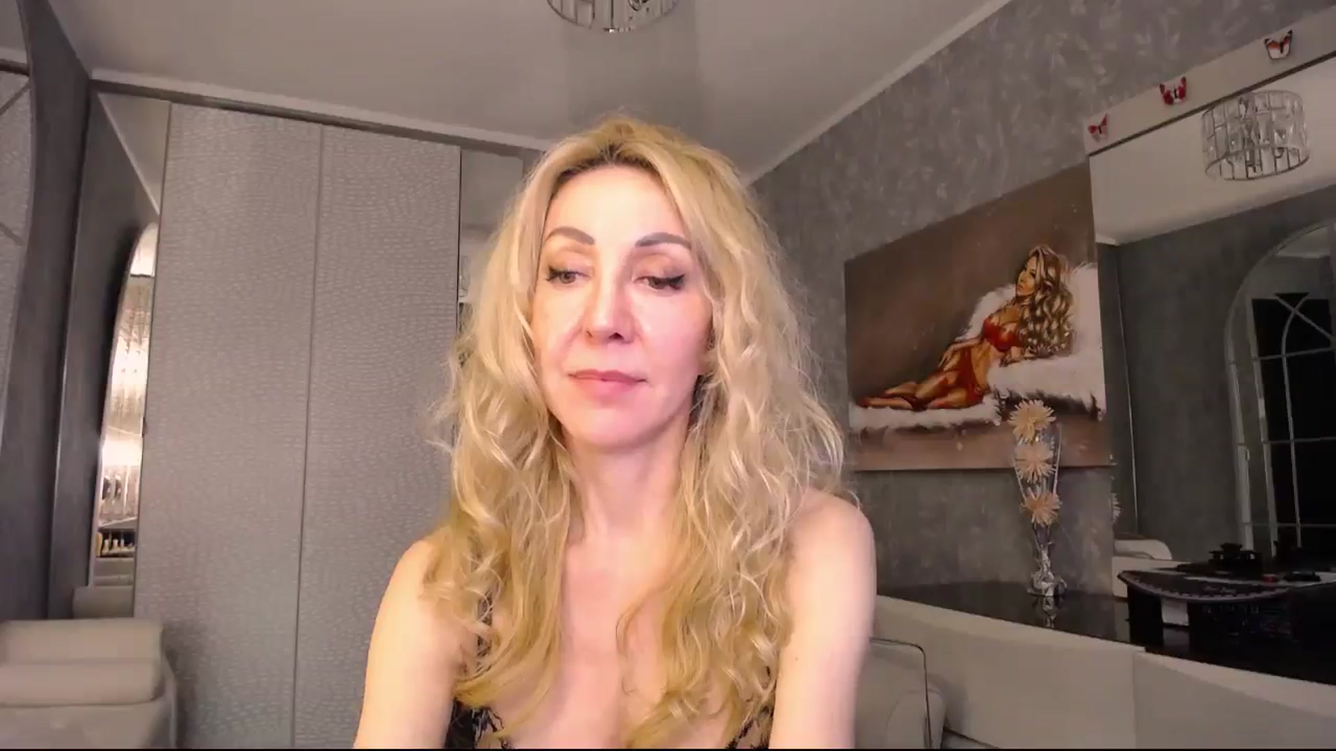 Gallery image thumbnail from IMissBehaving's myfreecams stream on, 04/17/2025, 03:17 image 19 of 20