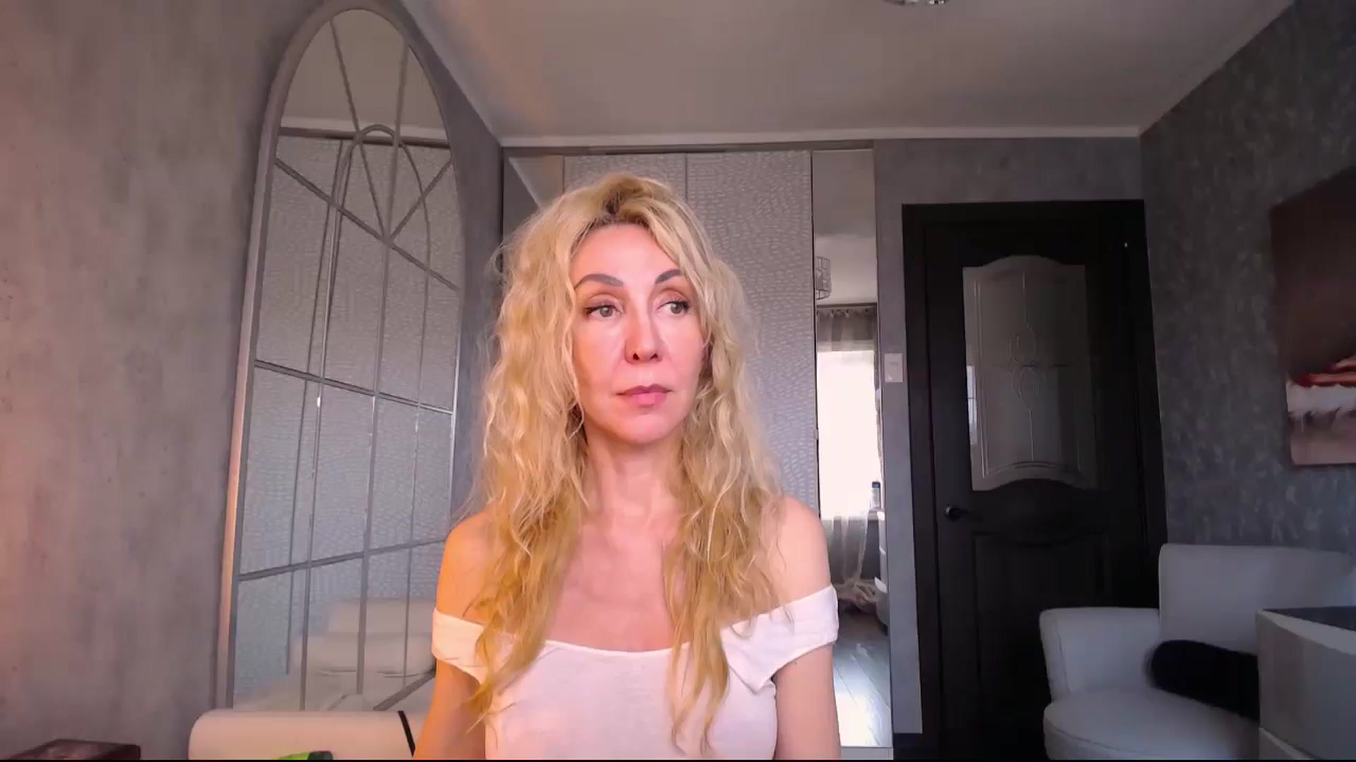 Gallery image thumbnail from IMissBehaving's myfreecams stream on, 06/19/2025, 22:08 image 7 of 20