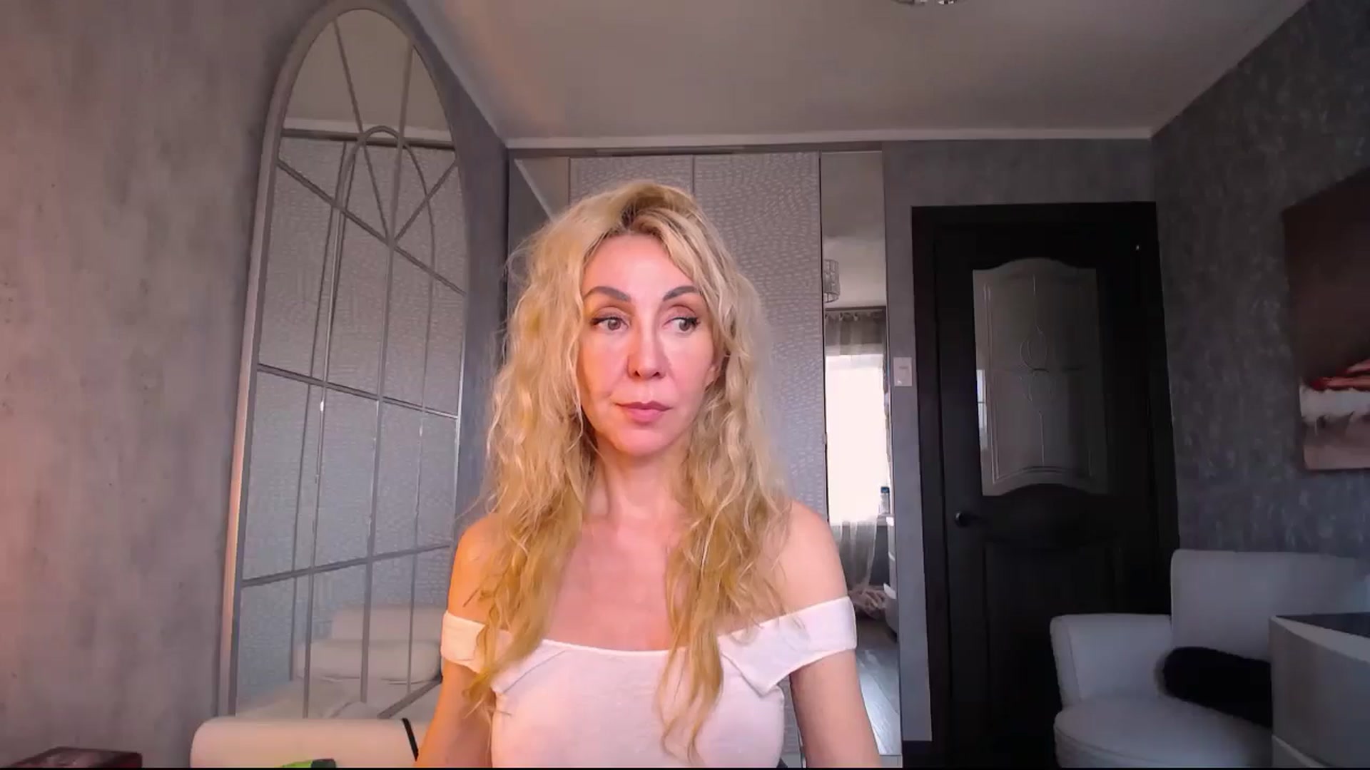 Gallery image thumbnail from IMissBehaving's myfreecams stream on, 06/19/2025, 22:08 image 8 of 20