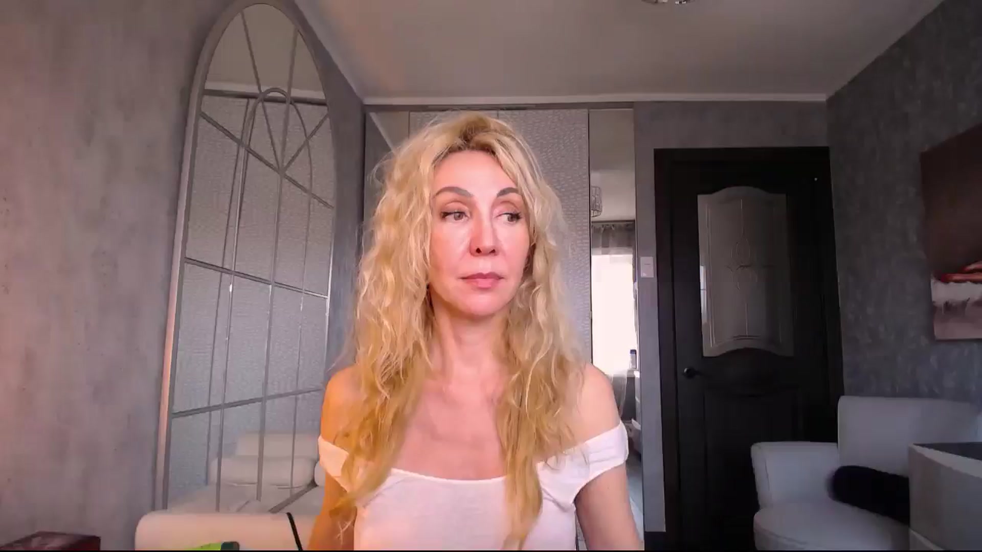 Gallery image thumbnail from IMissBehaving's myfreecams stream on, 06/19/2025, 22:08 image 1 of 20