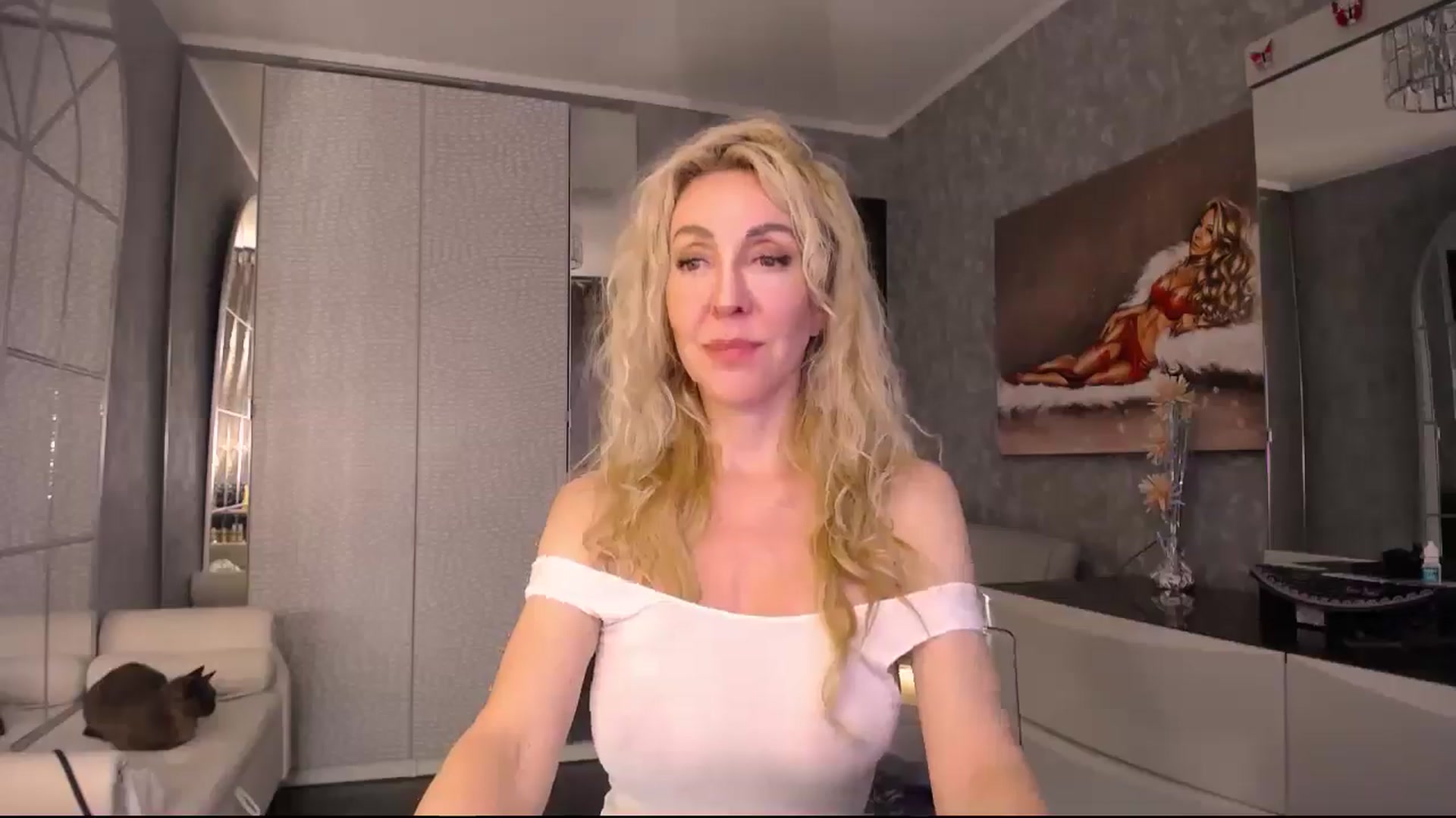 Gallery image thumbnail from IMissBehaving's myfreecams stream on, 06/19/2025, 23:48 image 19 of 20