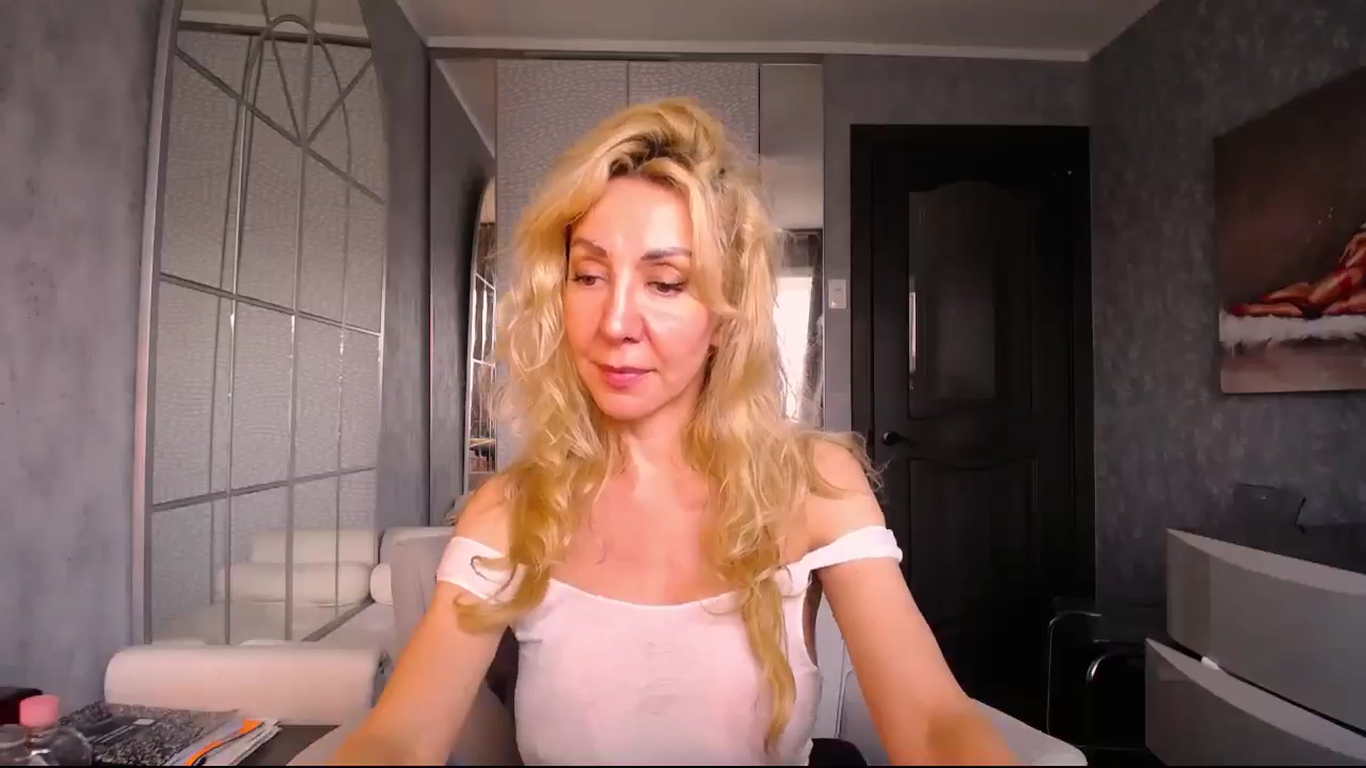 Gallery image thumbnail from IMissBehaving's myfreecams stream on, 07/05/2025, 22:16 image 10 of 20