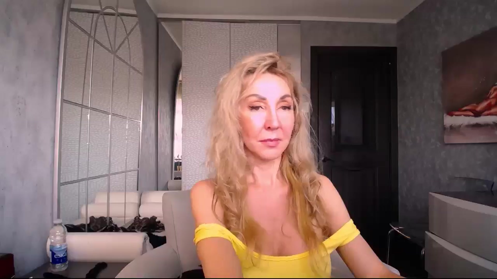 Gallery image thumbnail from IMissBehaving's myfreecams stream on, 07/18/2025, 23:45 image 9 of 20