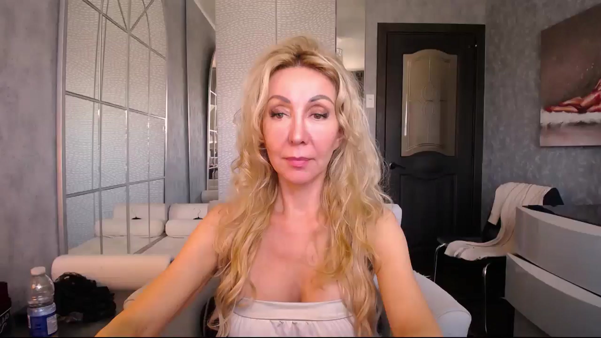 Gallery image thumbnail from IMissBehaving's myfreecams stream on, 08/01/2025, 19:01 image 1 of 20