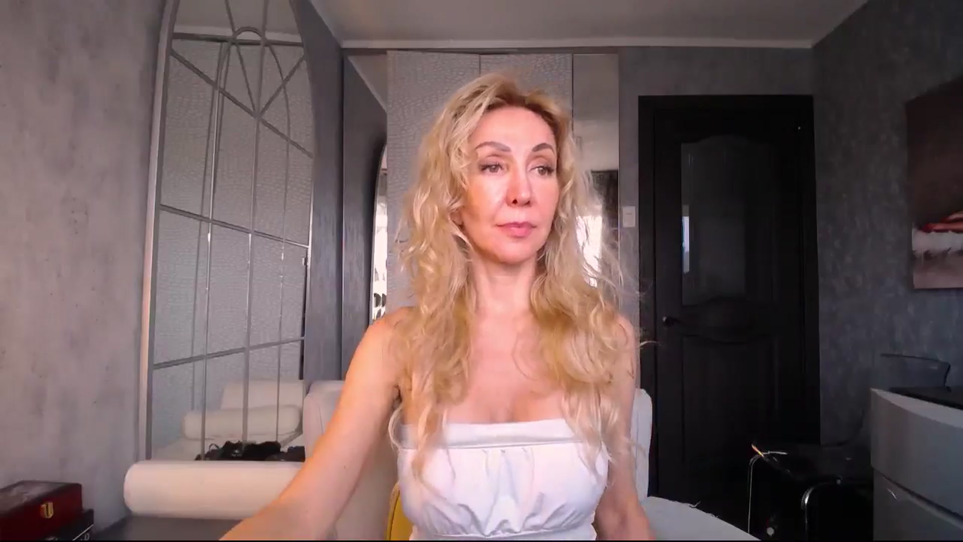 Gallery image thumbnail from IMissBehaving's myfreecams stream on, 08/03/2025, 23:14 image 19 of 20