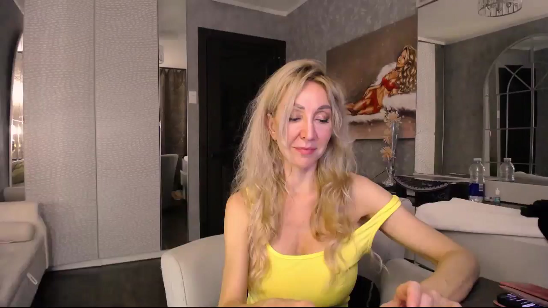 Gallery image thumbnail from IMissBehaving's myfreecams stream on, 08/07/2025, 04:11 image 16 of 20