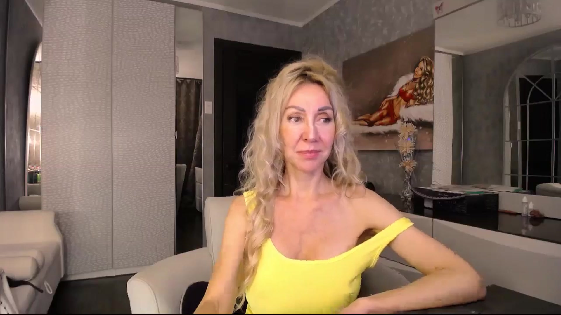 Gallery image thumbnail from IMissBehaving's myfreecams stream on, 08/14/2025, 03:08 image 4 of 20