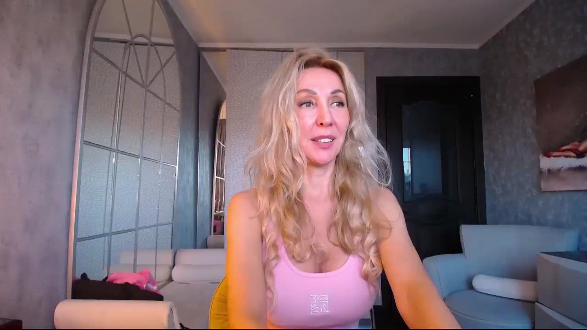 Gallery image thumbnail from IMissBehaving's myfreecams stream on, 10/26/2025, 22:01 image 8 of 20