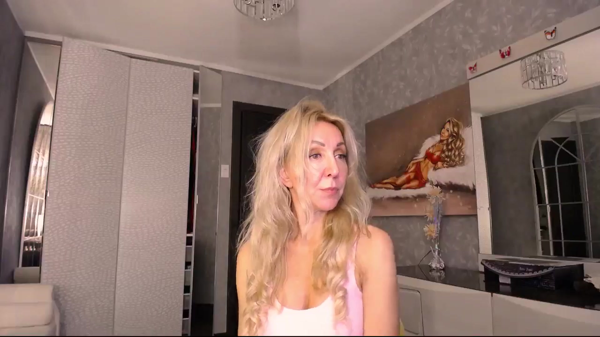Gallery image thumbnail from IMissBehaving's myfreecams stream on, 10/26/2025, 23:21 image 4 of 20