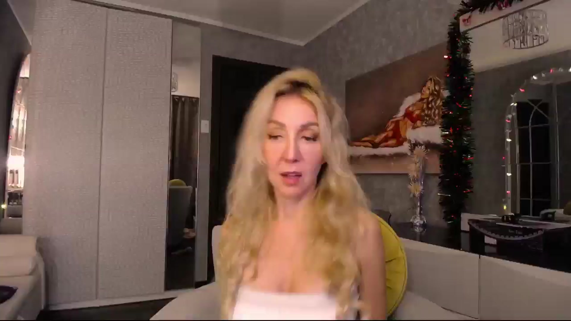 Gallery image thumbnail from IMissBehaving's myfreecams stream on, 11/14/2025, 23:45 image 13 of 20