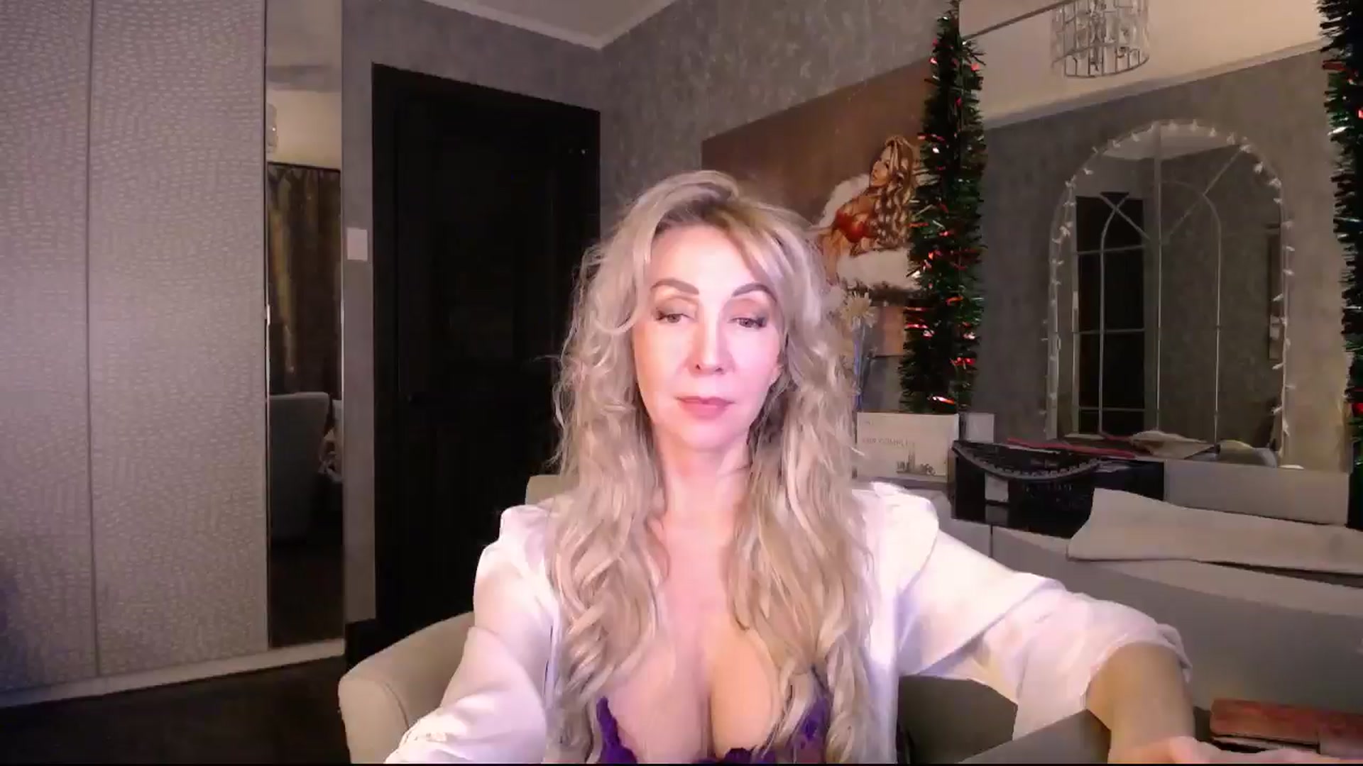 Gallery image thumbnail from IMissBehaving's myfreecams stream on, 12/28/2025, 23:52 image 18 of 20
