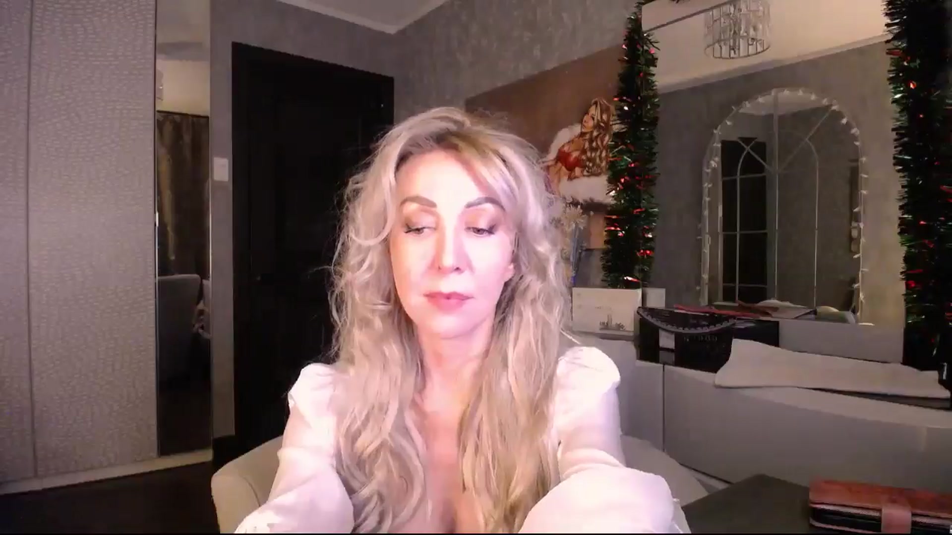 Gallery image thumbnail from IMissBehaving's myfreecams stream on, 12/28/2025, 23:52 image 19 of 20