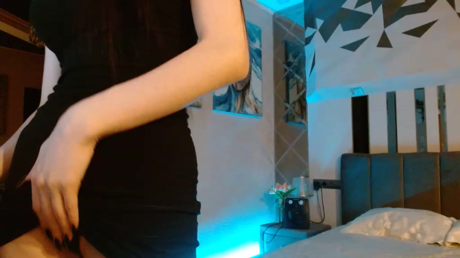 Gallery image thumbnail from IRONYGIRL's myfreecams stream on, 04/14/2023, 21:33 image 11 of 20