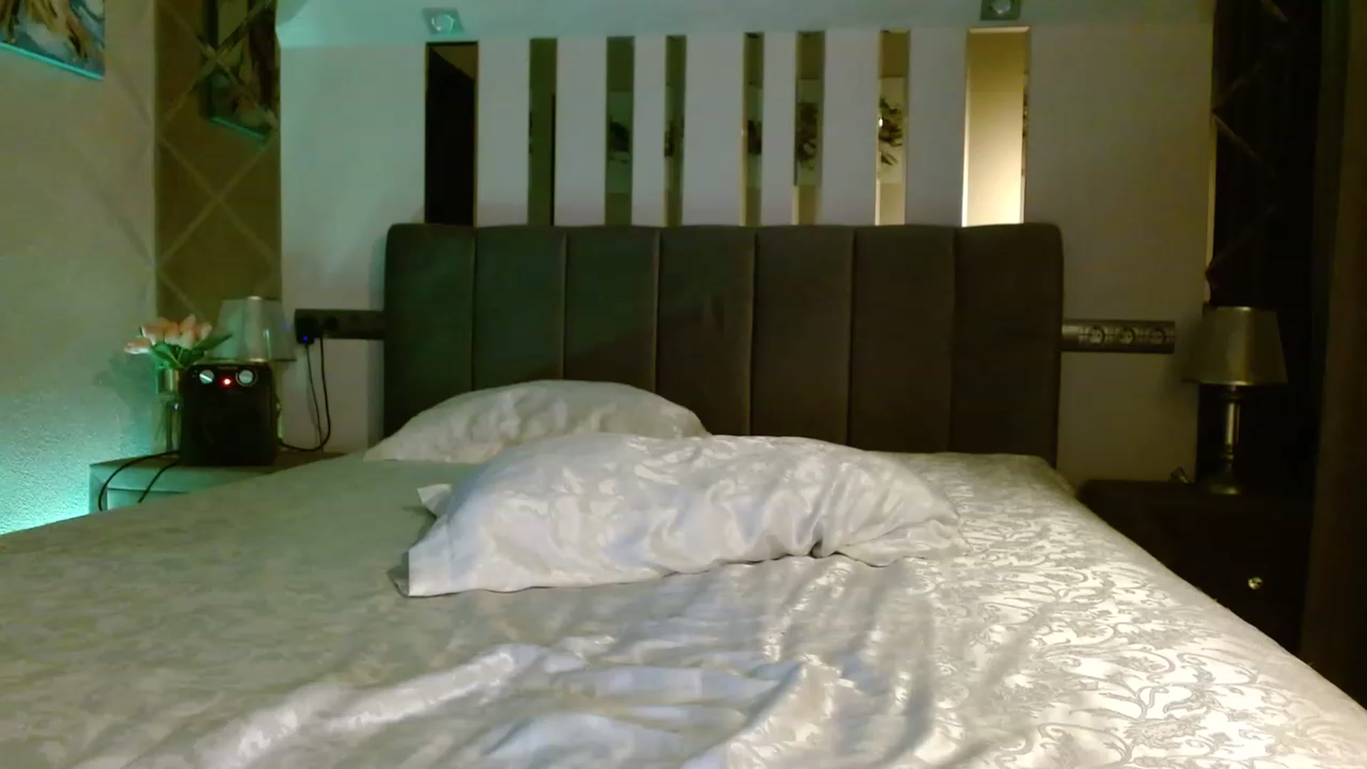 Gallery image thumbnail from IRONYGIRL's myfreecams stream on, 04/15/2023, 02:21 image 4 of 20