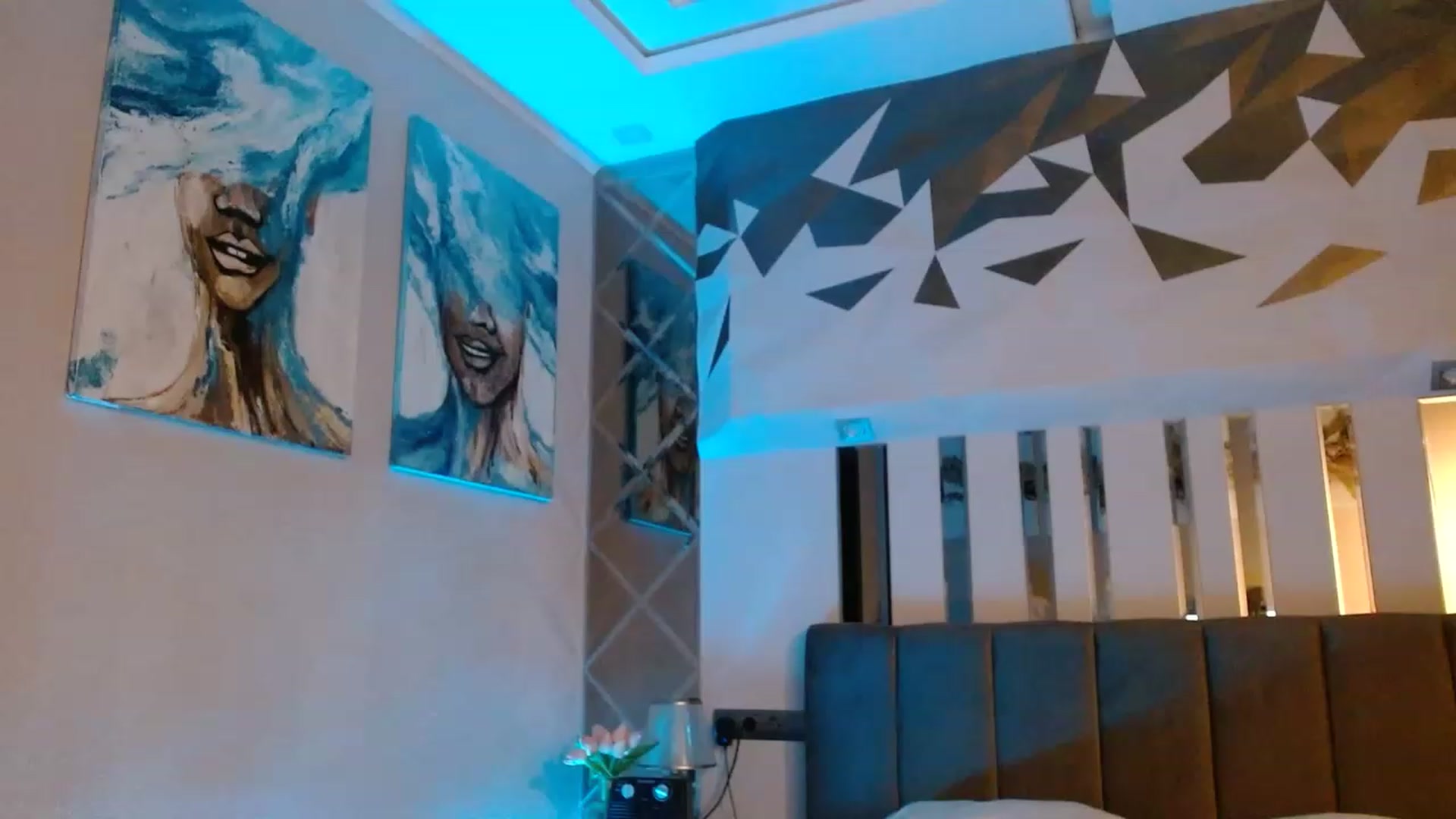Gallery image thumbnail from IRONYGIRL's myfreecams stream on, 04/17/2023, 24:09 image 20 of 20