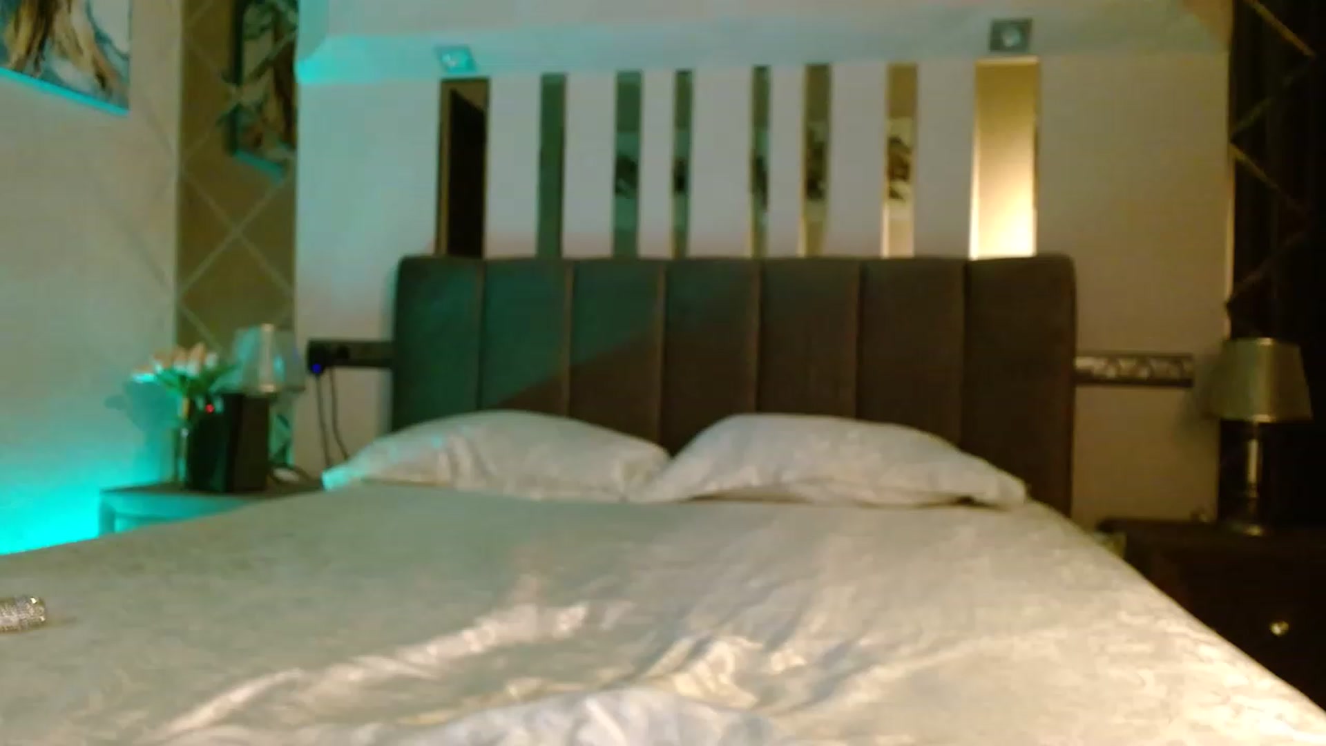 Gallery image thumbnail from IRONYGIRL's myfreecams stream on, 04/20/2023, 22:21 image 5 of 20