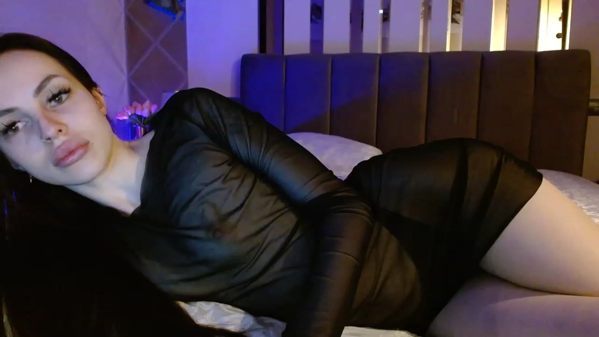 Gallery image thumbnail from IRONYGIRL's myfreecams stream on, 04/20/2023, 22:21 image 20 of 20